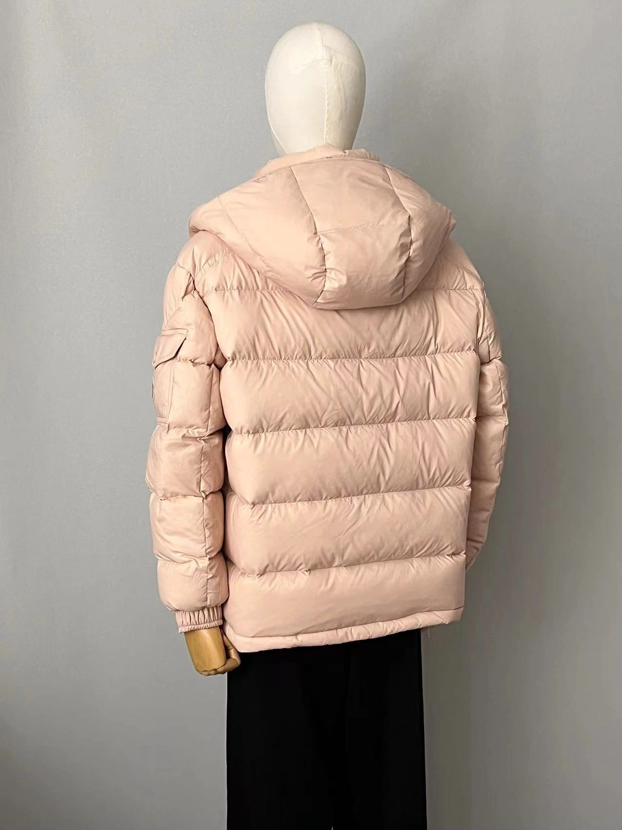 Moncler Down Jackets Flexible 145487