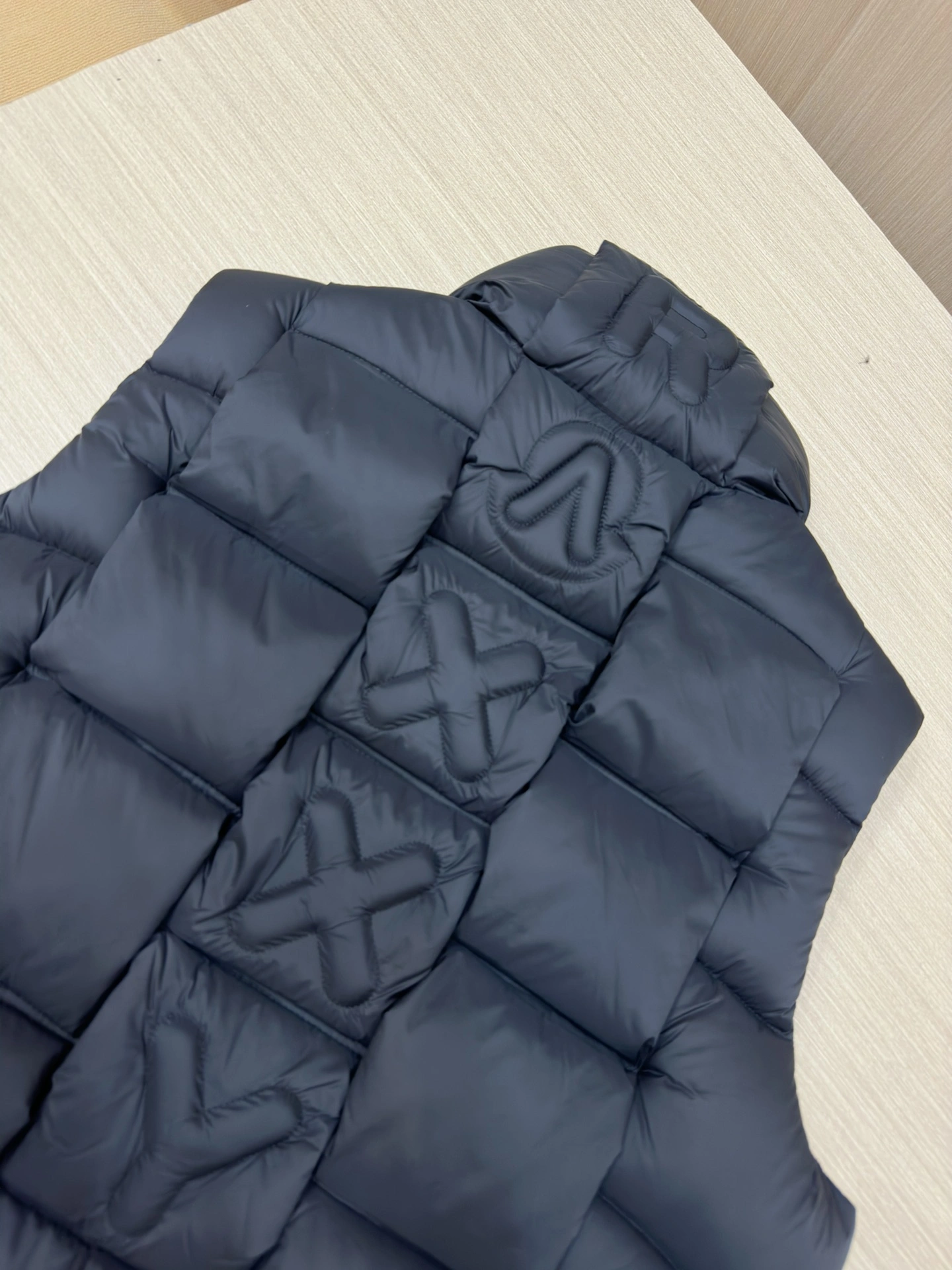 ModernLook Moncler Down Jackets 145512