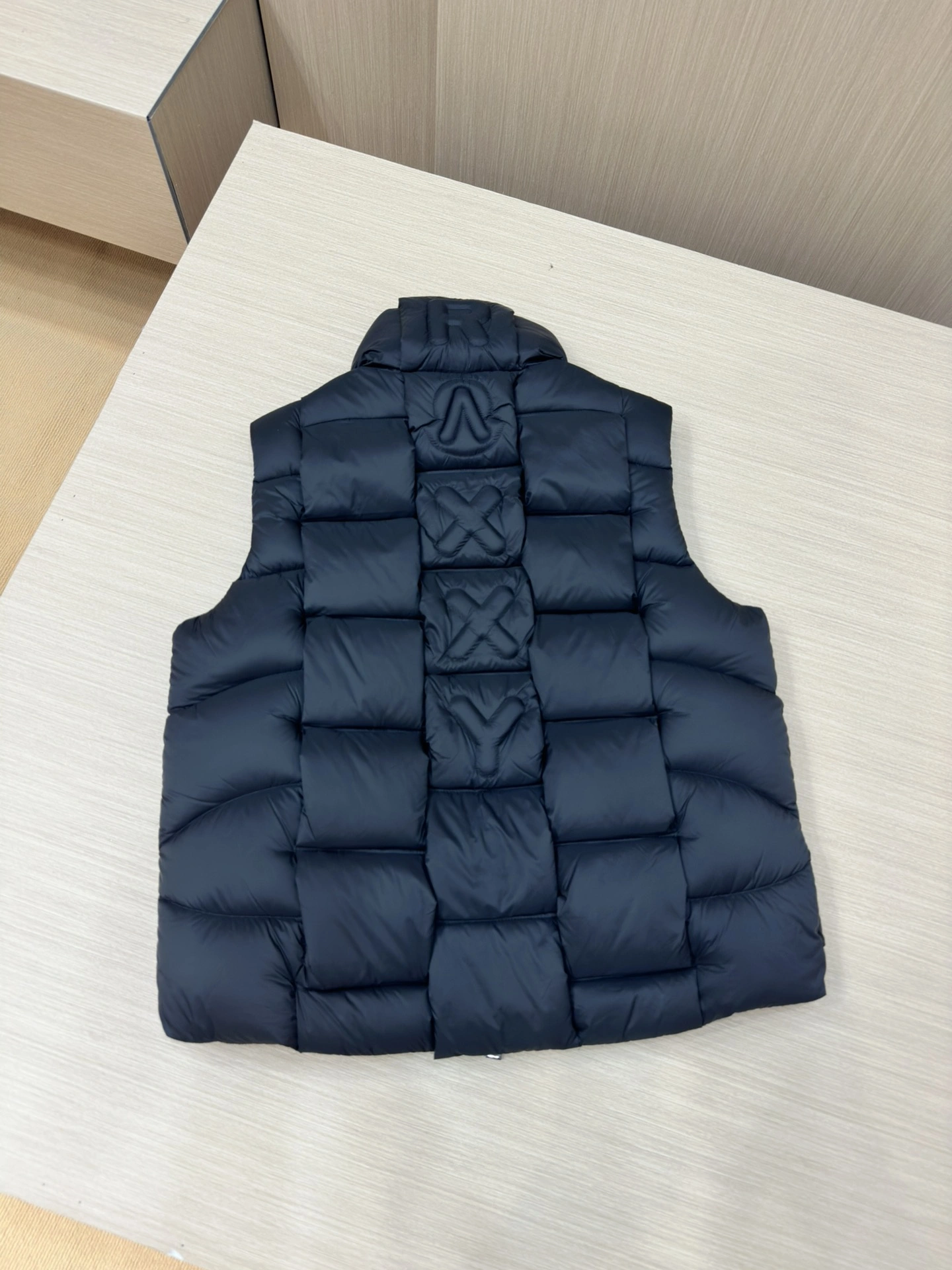 ModernLook Moncler Down Jackets 145512