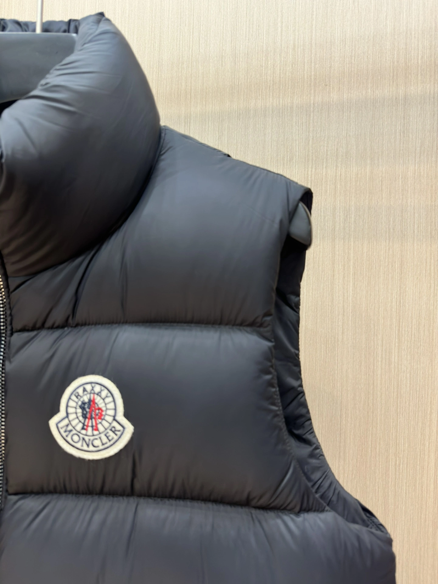QuickDry Moncler Down Jackets 145484