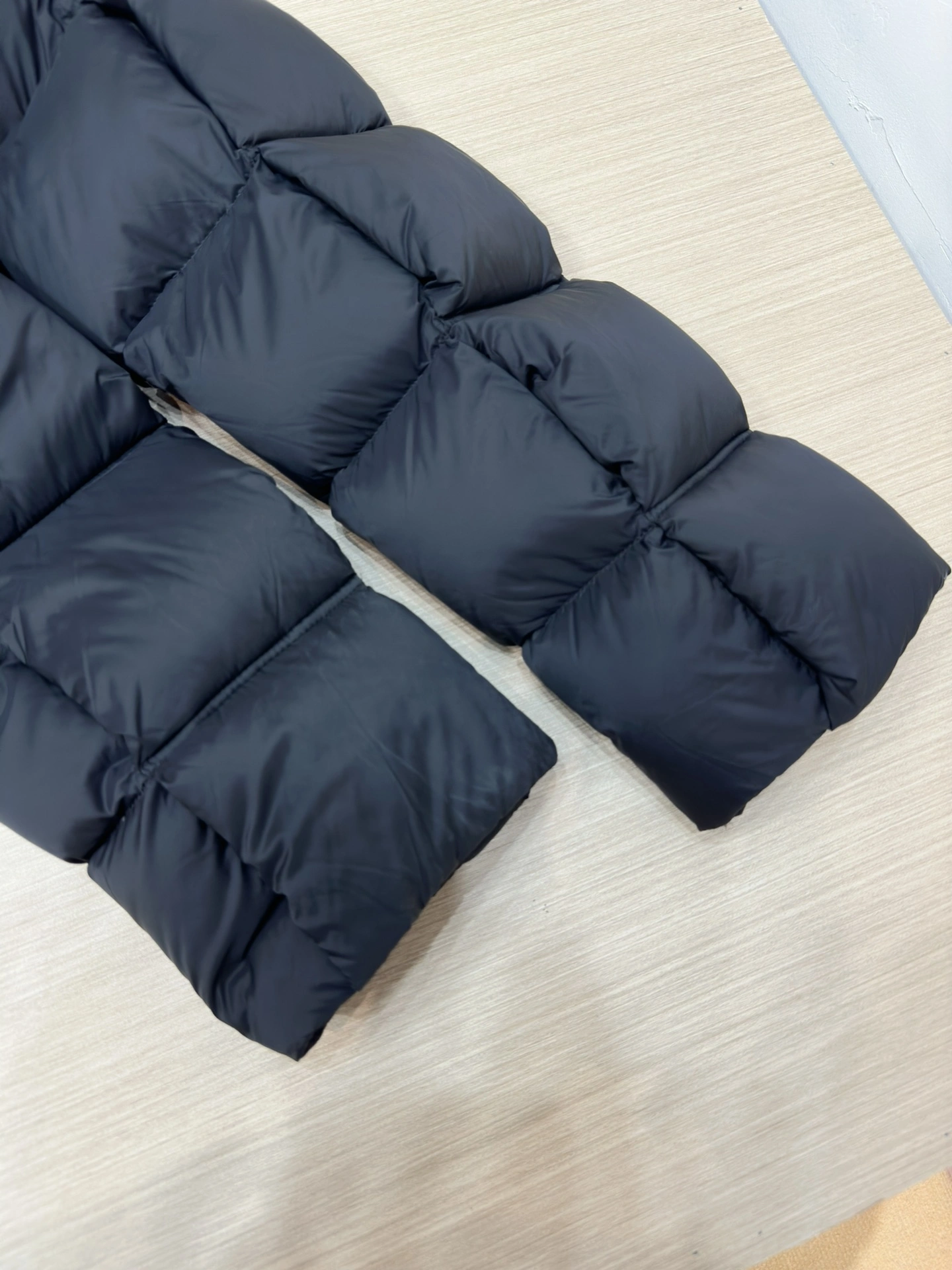 Breathable Moncler Down Jackets 145506