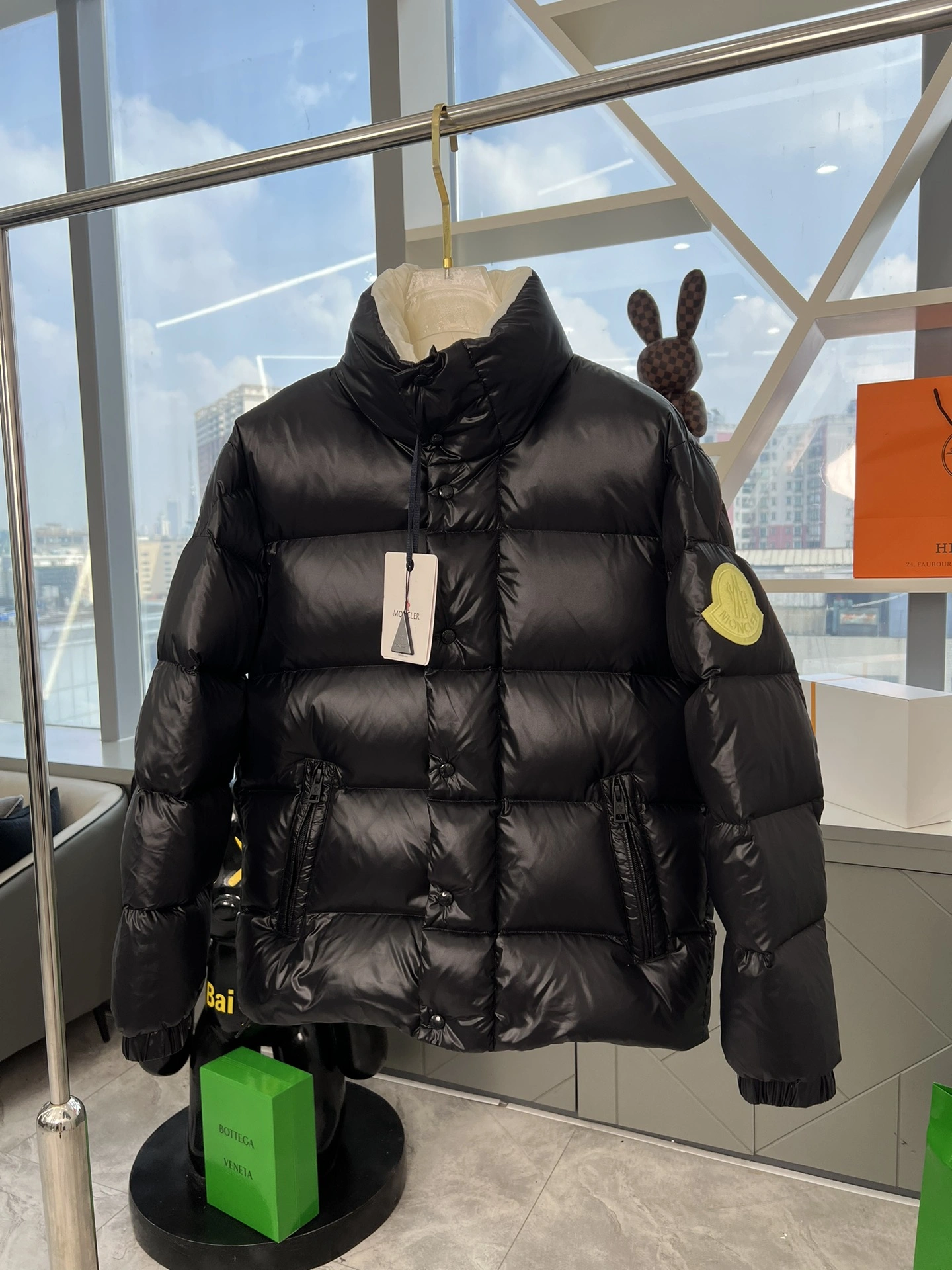 Moncler Down Jackets EyeCatching 145494