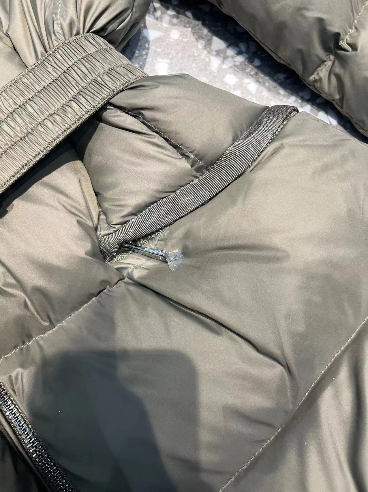 Moncler Down Jackets Unisex 145496