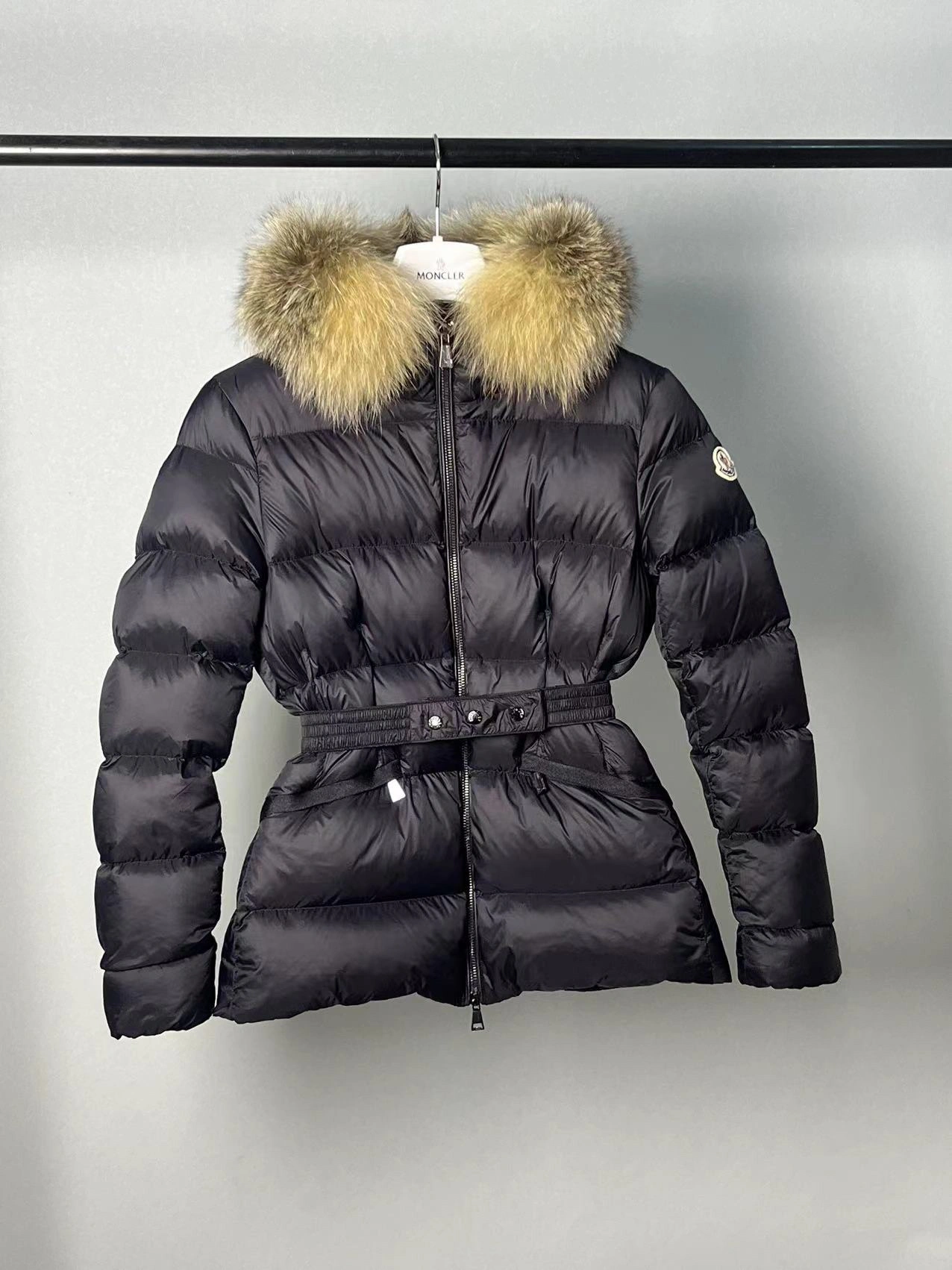 Fashionable Moncler Down Jackets 145497