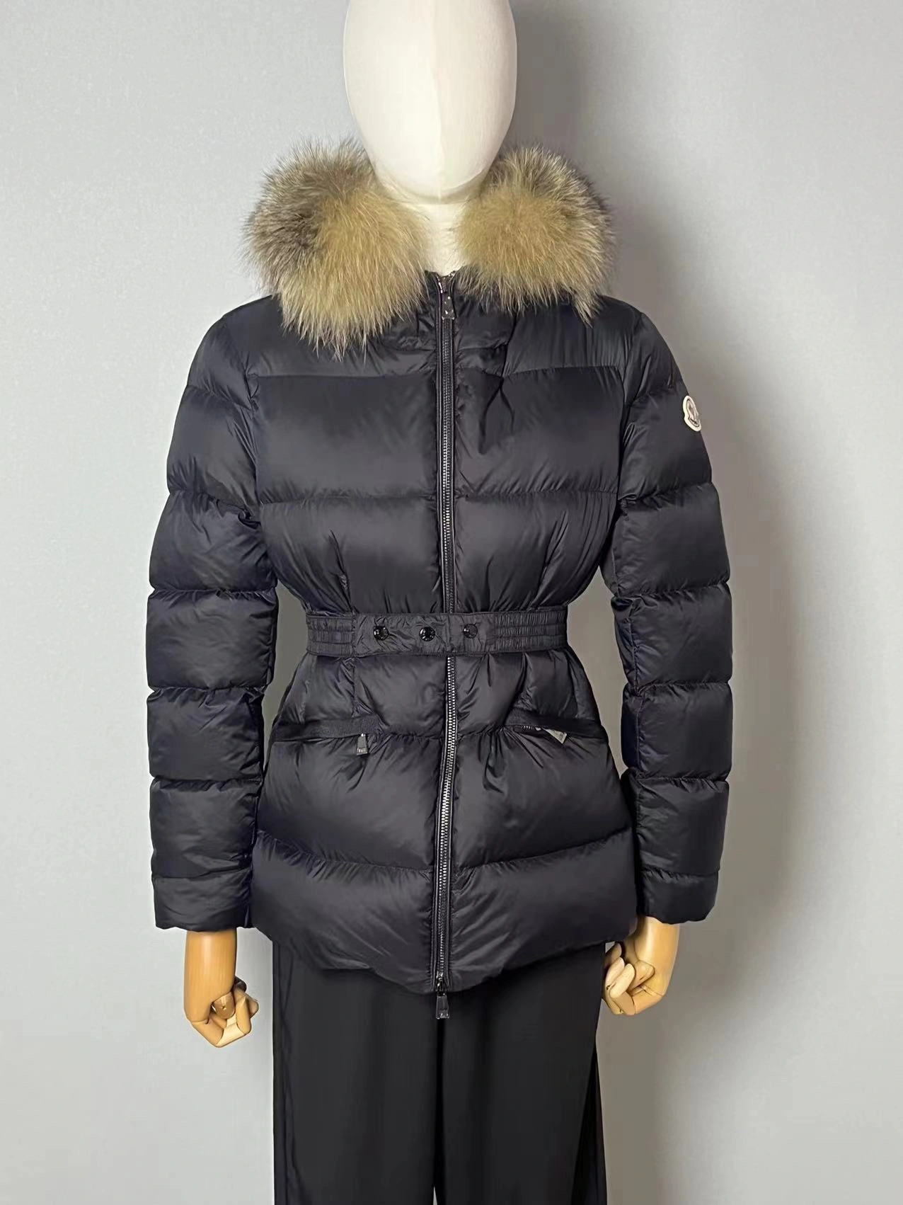 Fashionable Moncler Down Jackets 145497