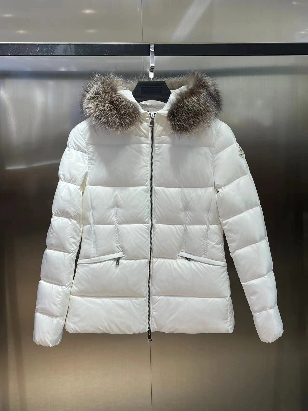Affordable Moncler Down Jackets 145480