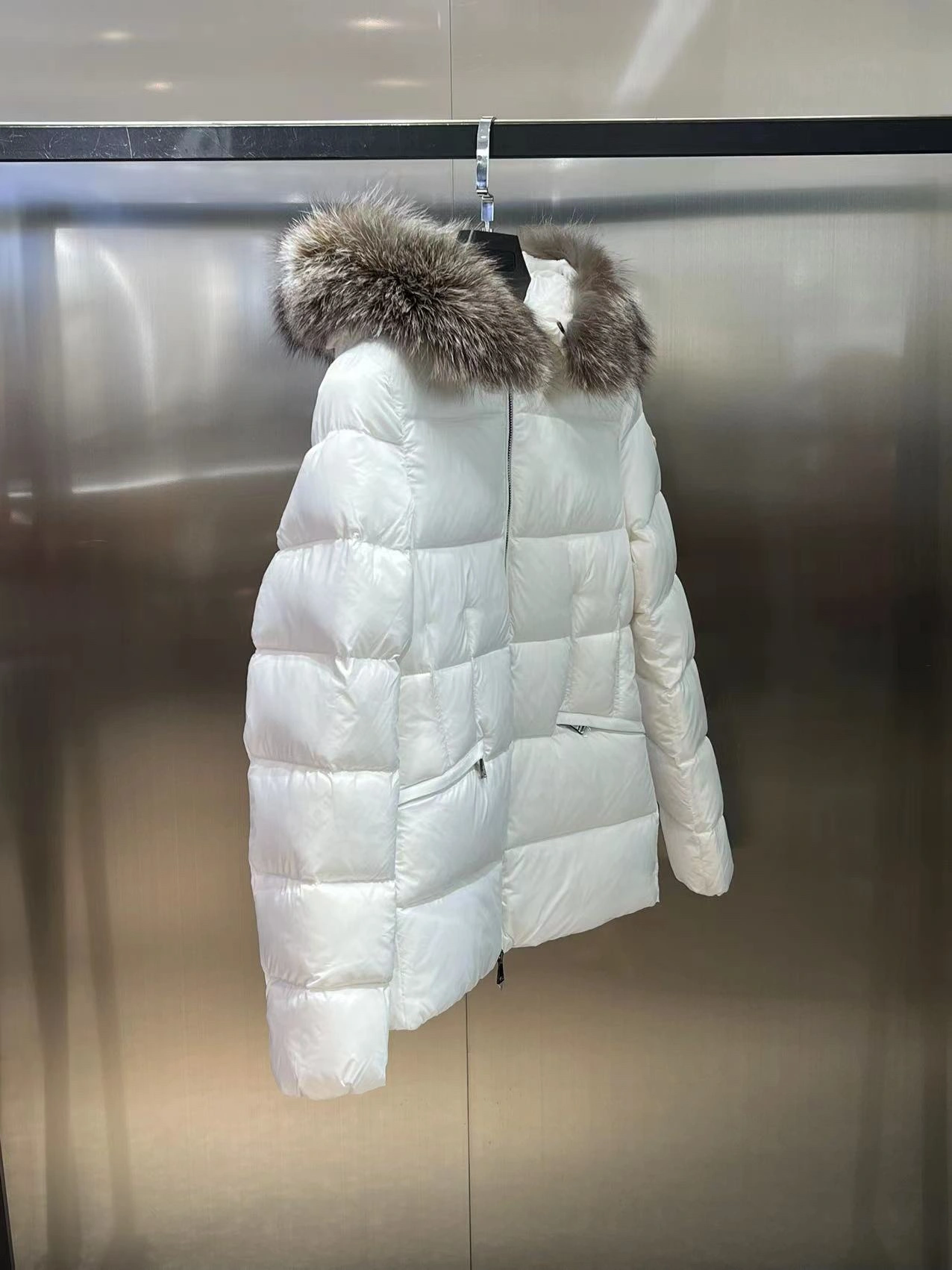 Affordable Moncler Down Jackets 145480