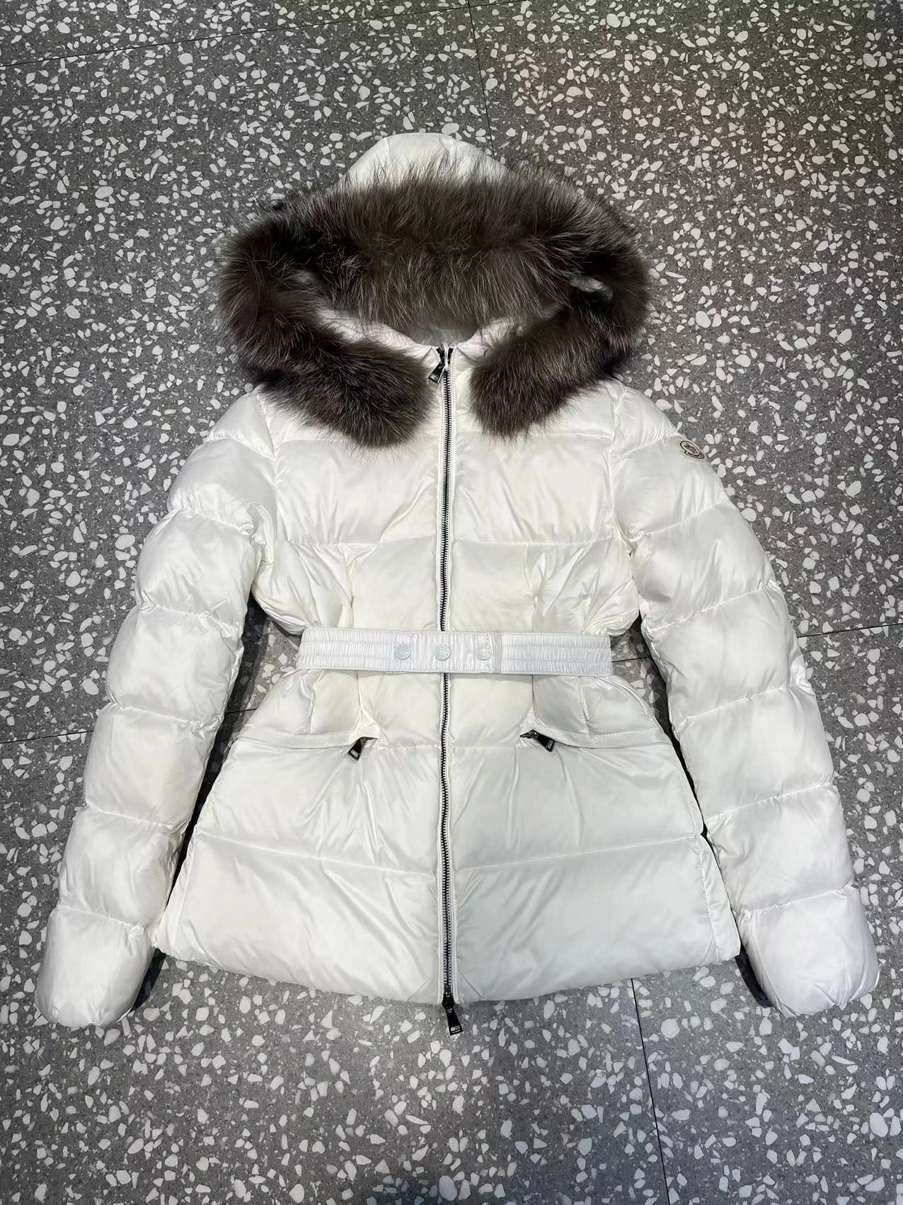 Affordable Moncler Down Jackets 145480