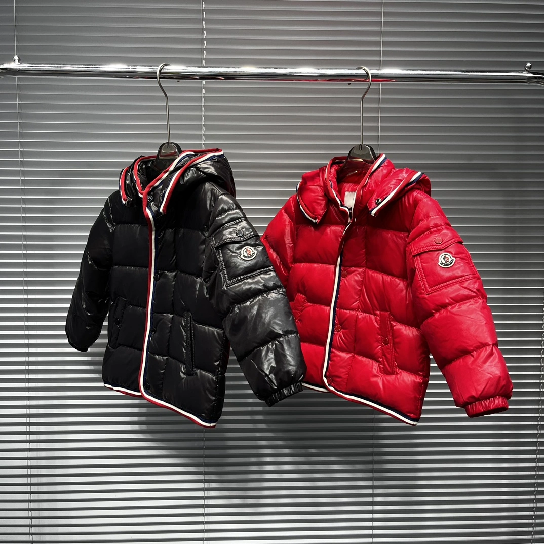 Stretchable Moncler Down Jackets 145485