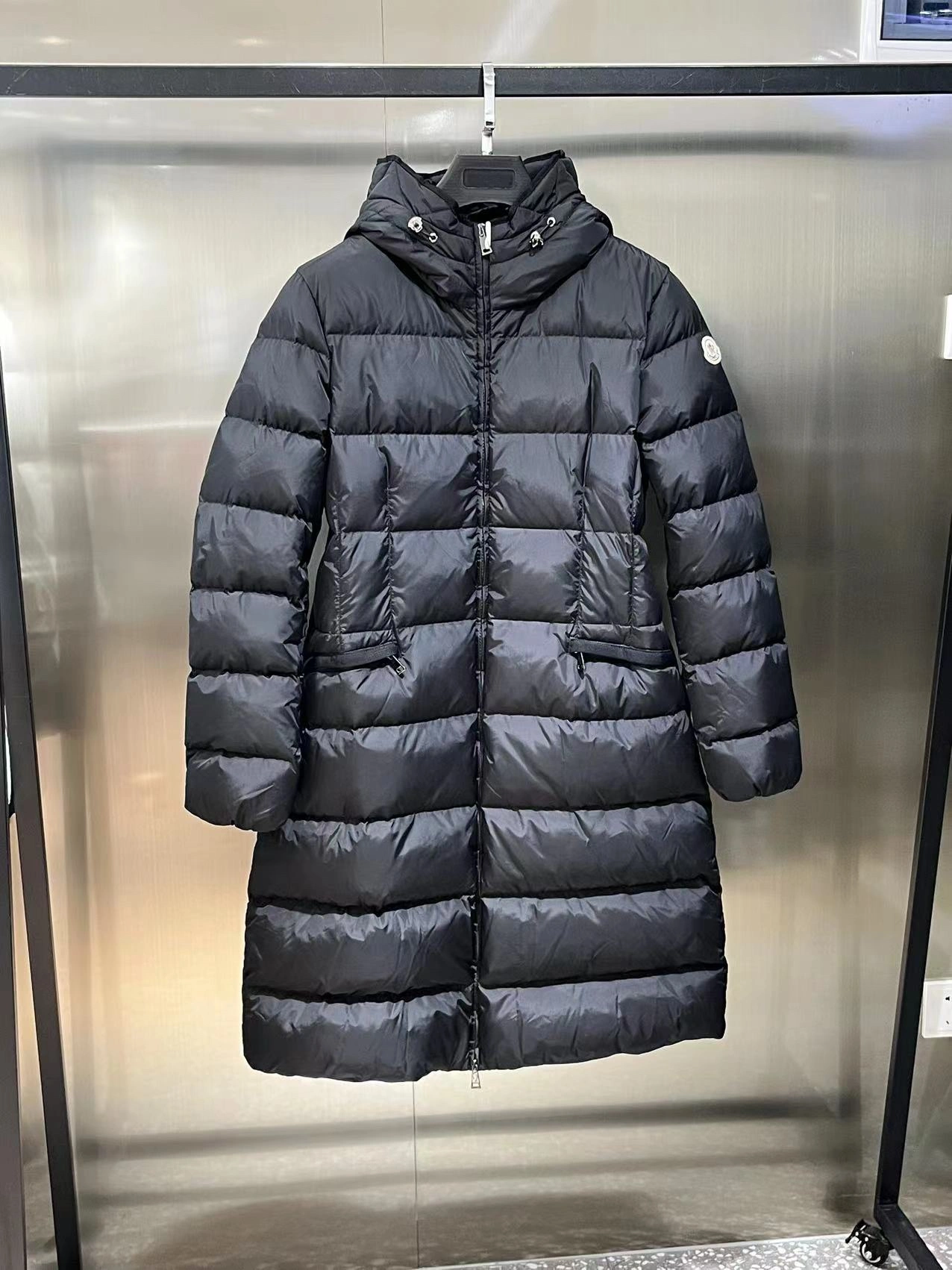 Sustainable Moncler Down Jackets 145501