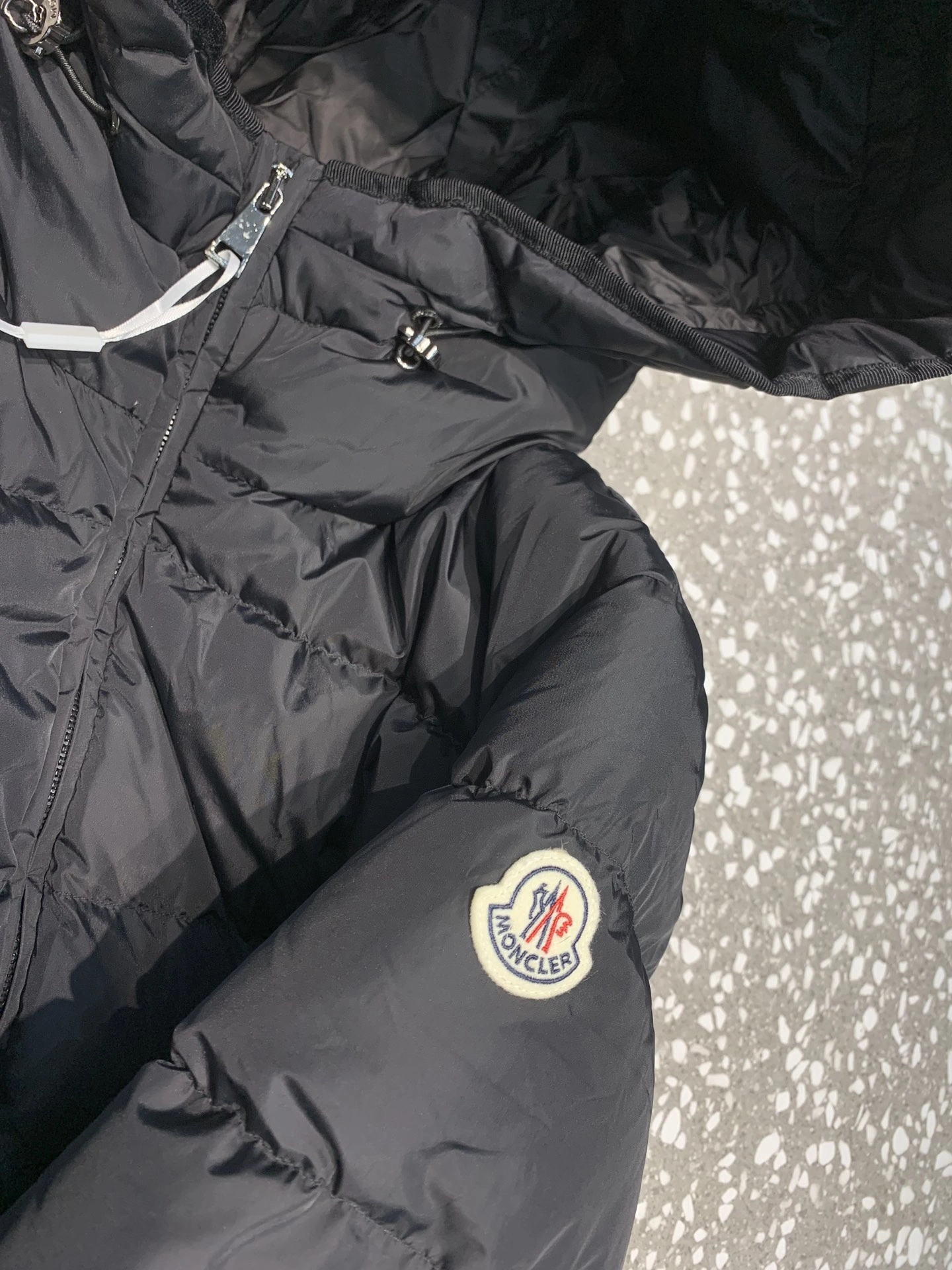 Sustainable Moncler Down Jackets 145501