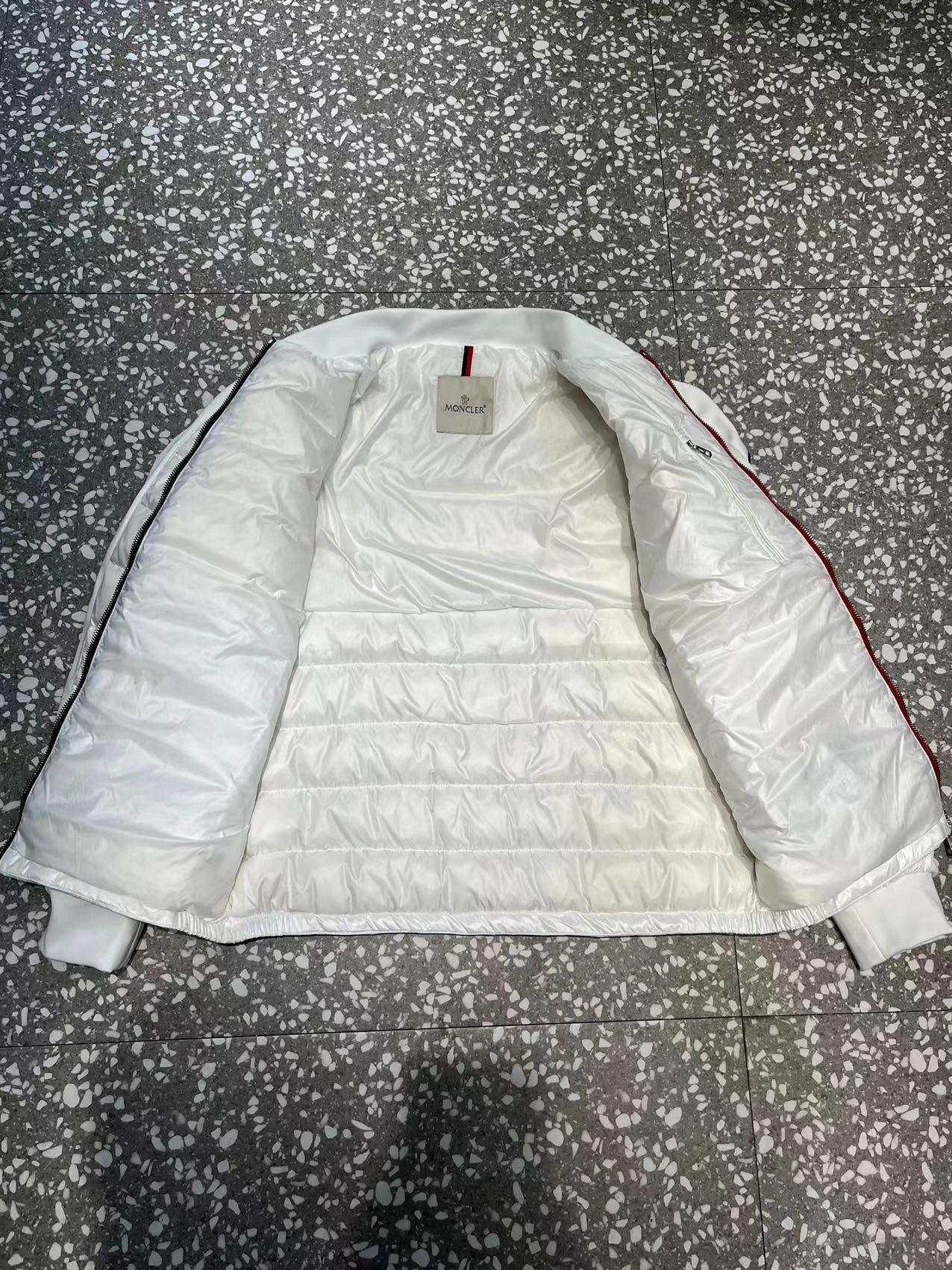Moncler Down Jackets Premium 145479