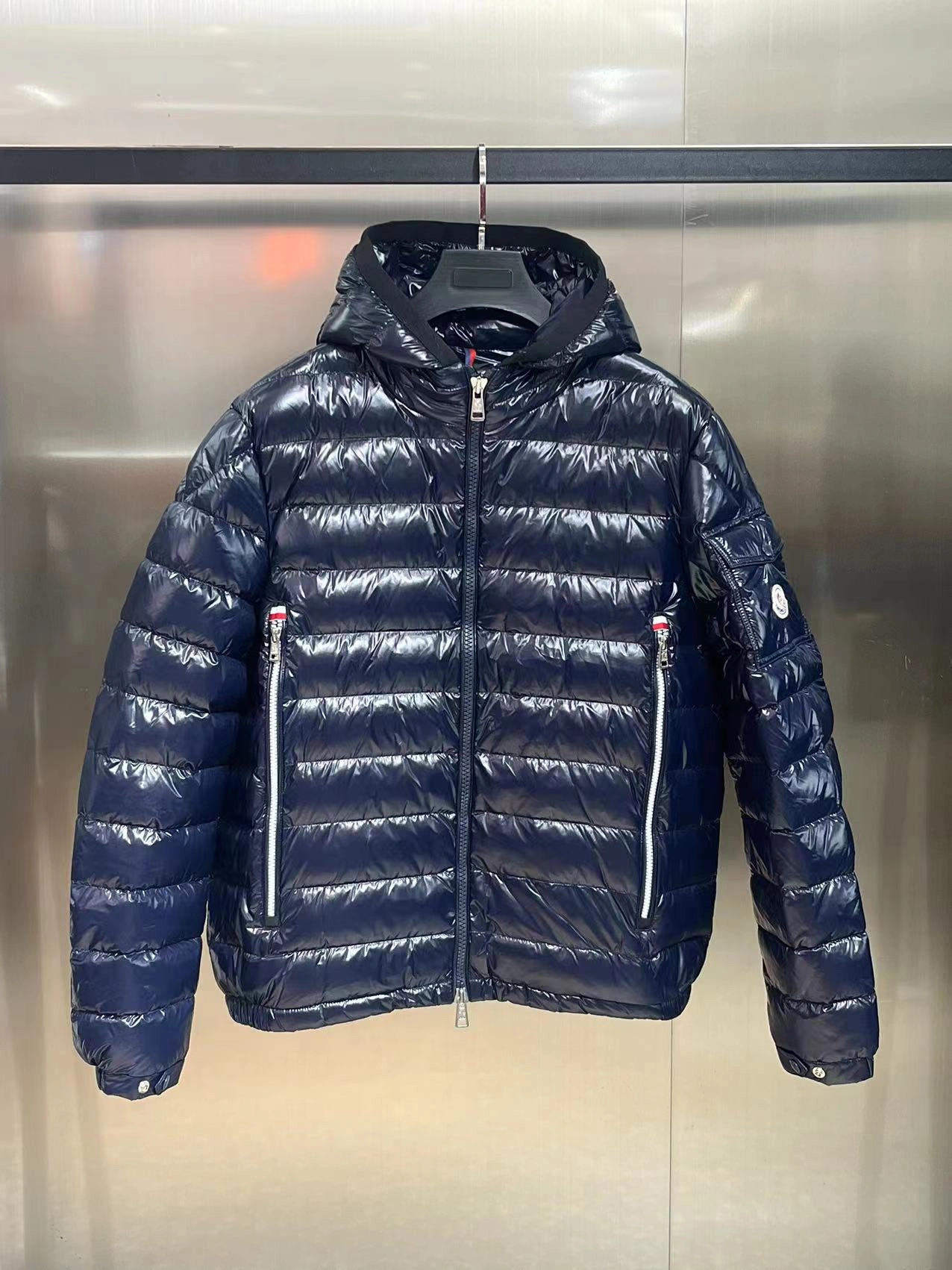 Sleek Moncler Down Jackets 145505
