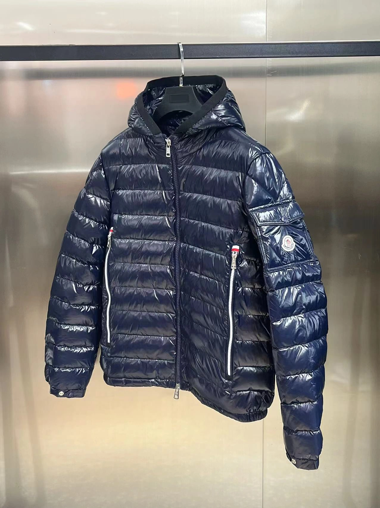 Sleek Moncler Down Jackets 145505