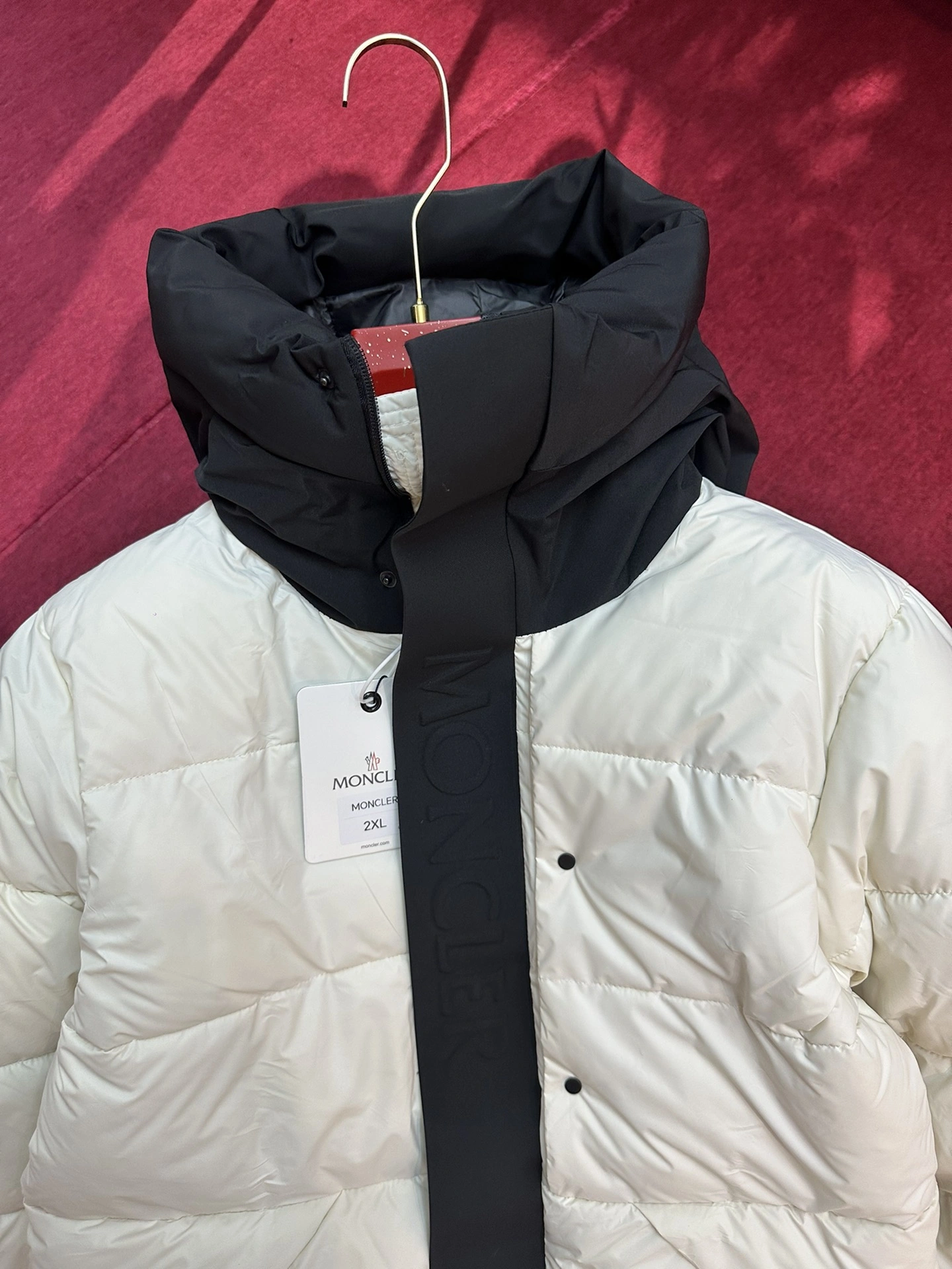 Moncler Down Jackets Timeless 145476