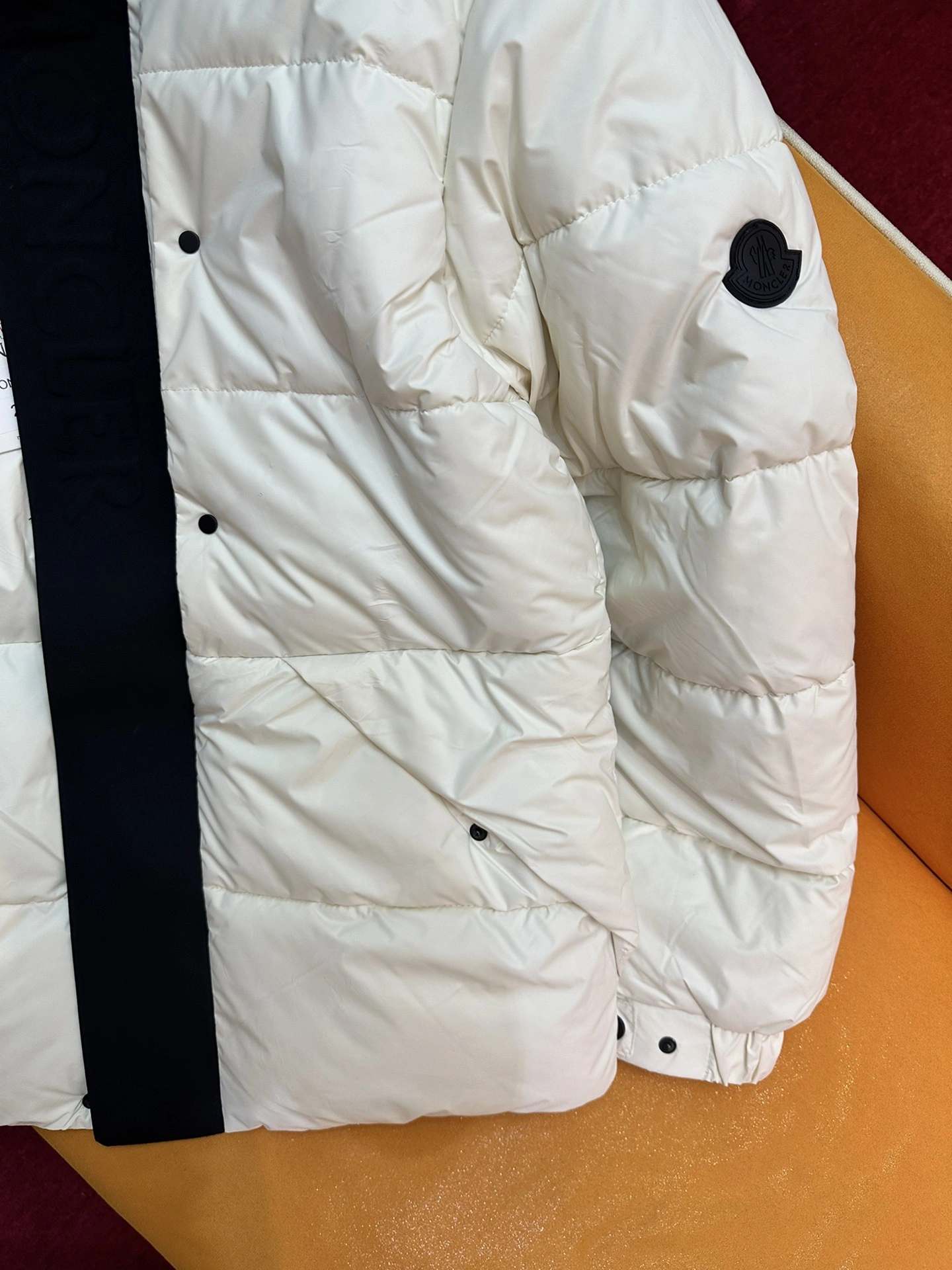 Moncler Down Jackets Timeless 145476