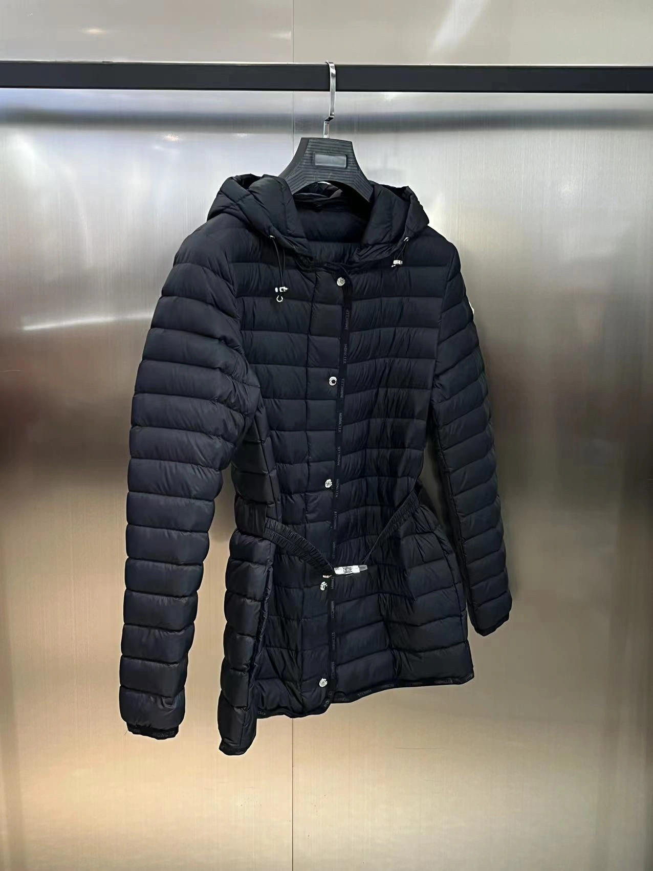 Moncler Down Jackets Sophisticated 145475