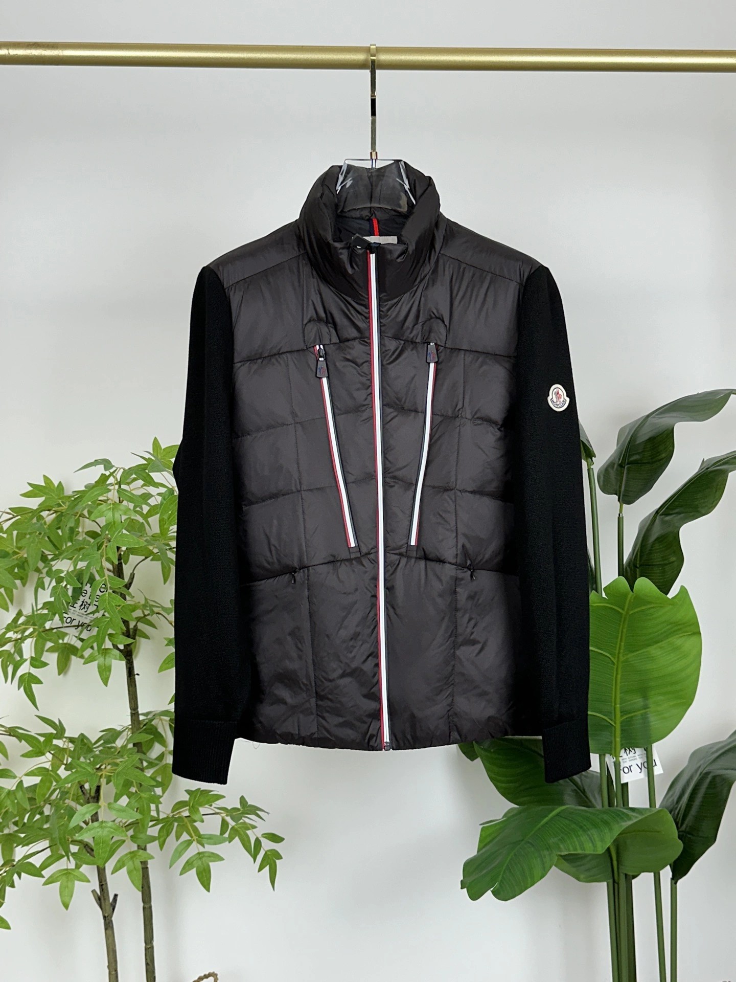 TechFriendly Moncler Down Jackets 145461