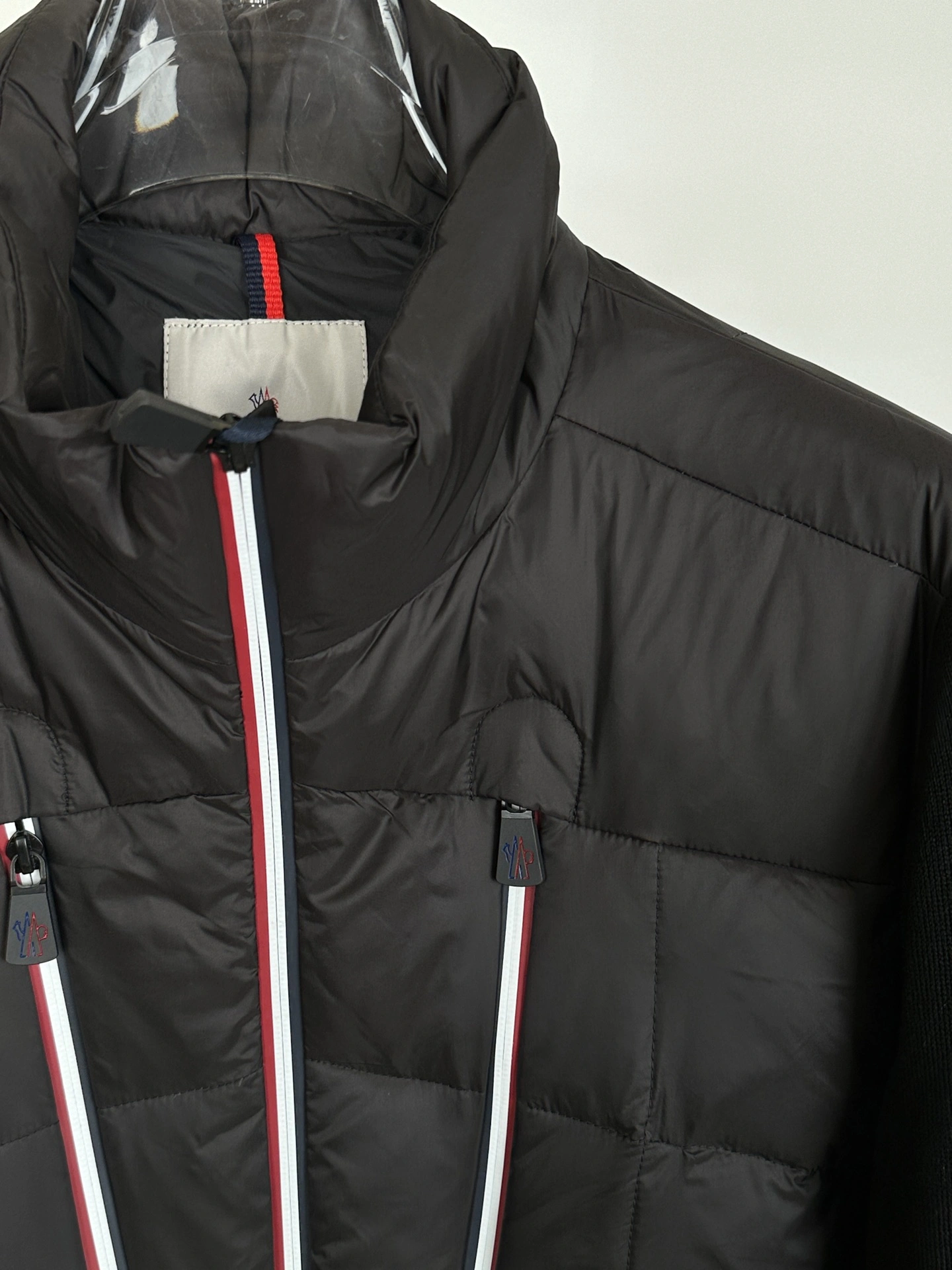 TechFriendly Moncler Down Jackets 145461