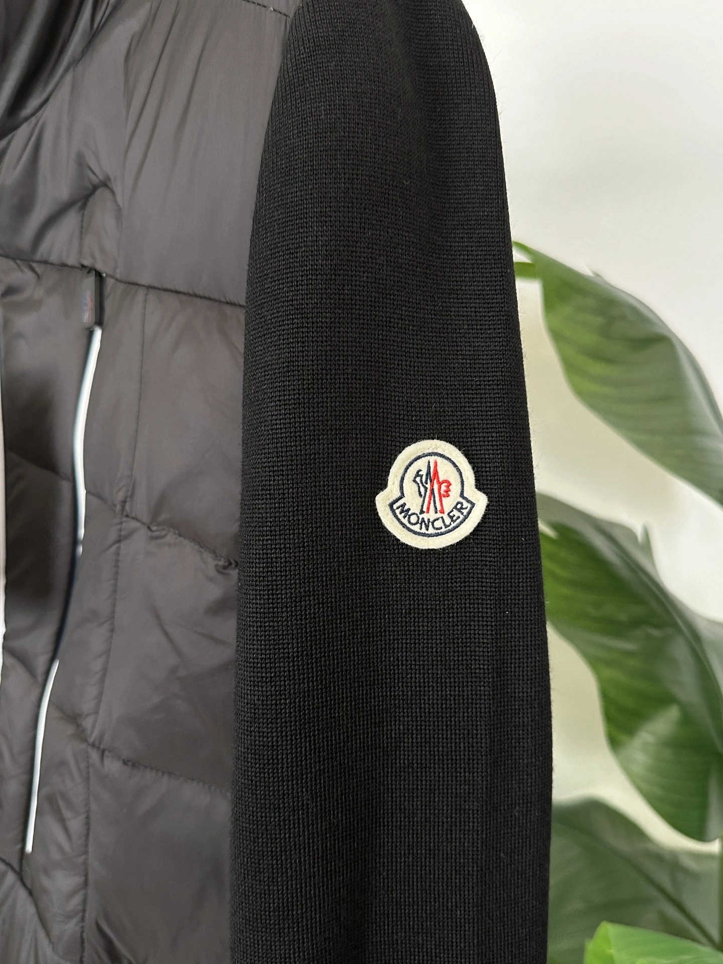 TechFriendly Moncler Down Jackets 145461