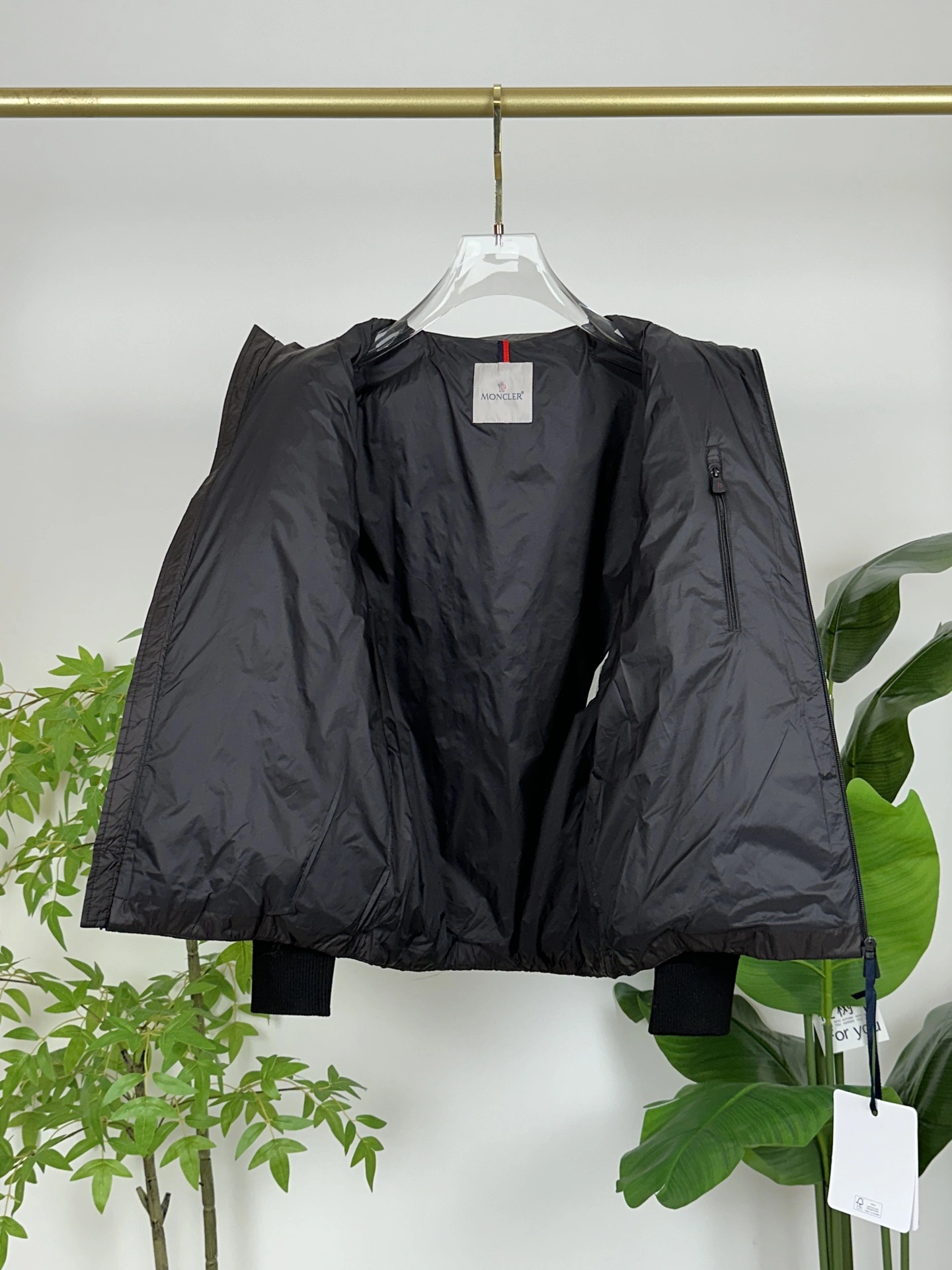 TechFriendly Moncler Down Jackets 145461