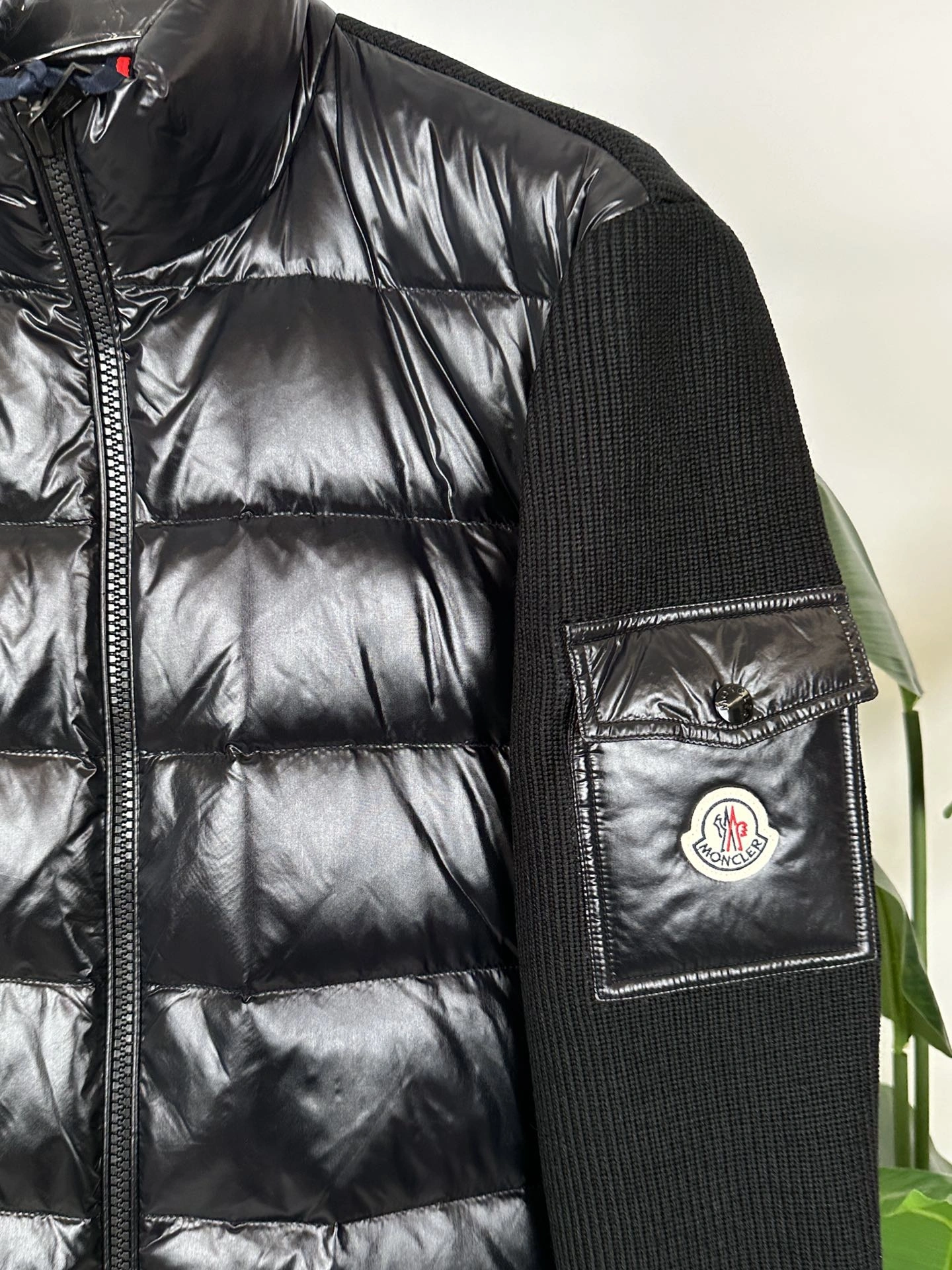 Durable Moncler Down Jackets 145470