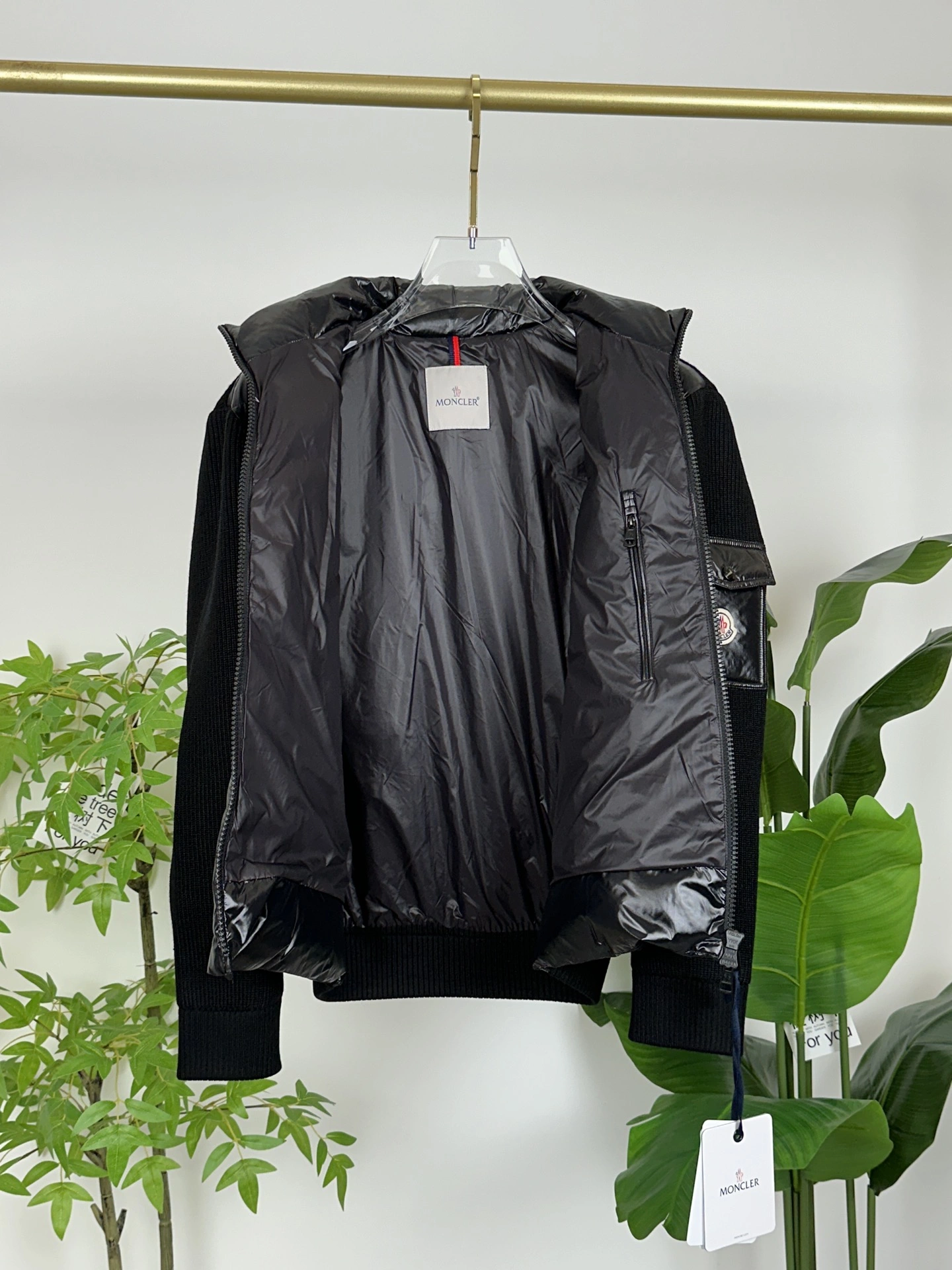 Durable Moncler Down Jackets 145470