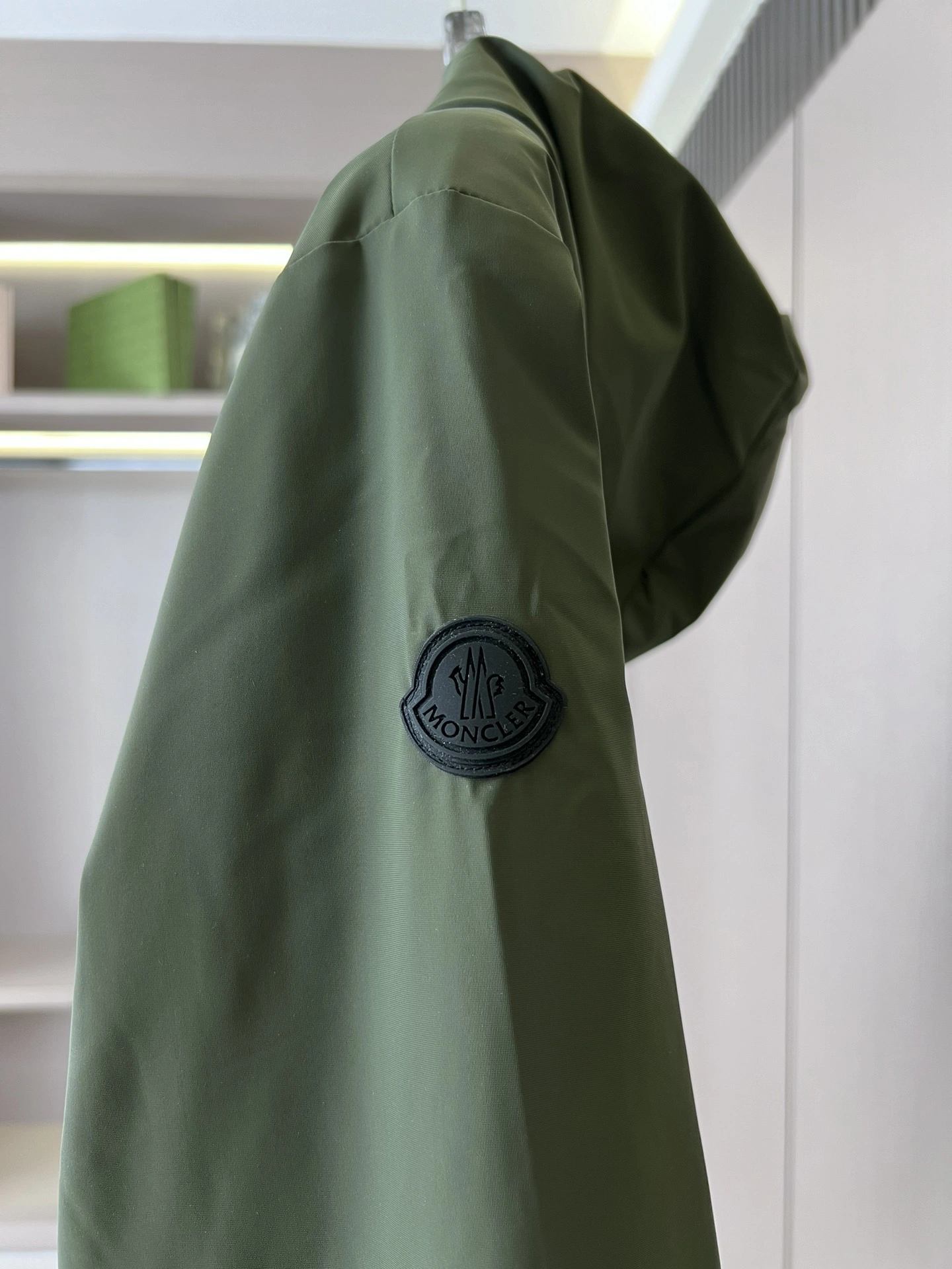 Moncler Down Jackets Durable 145463