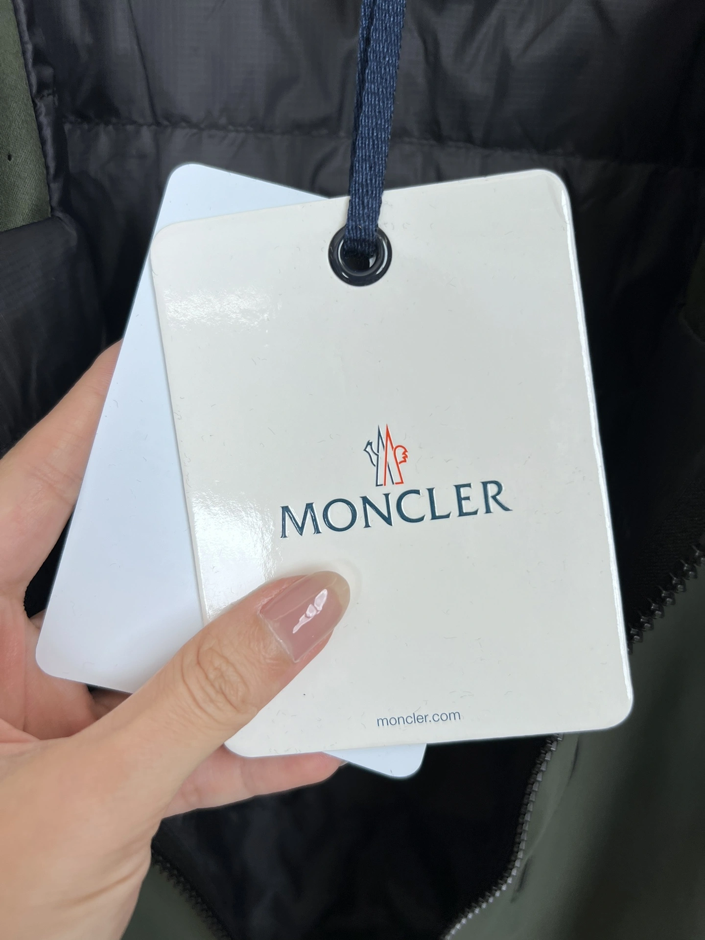 Moncler Down Jackets Durable 145463