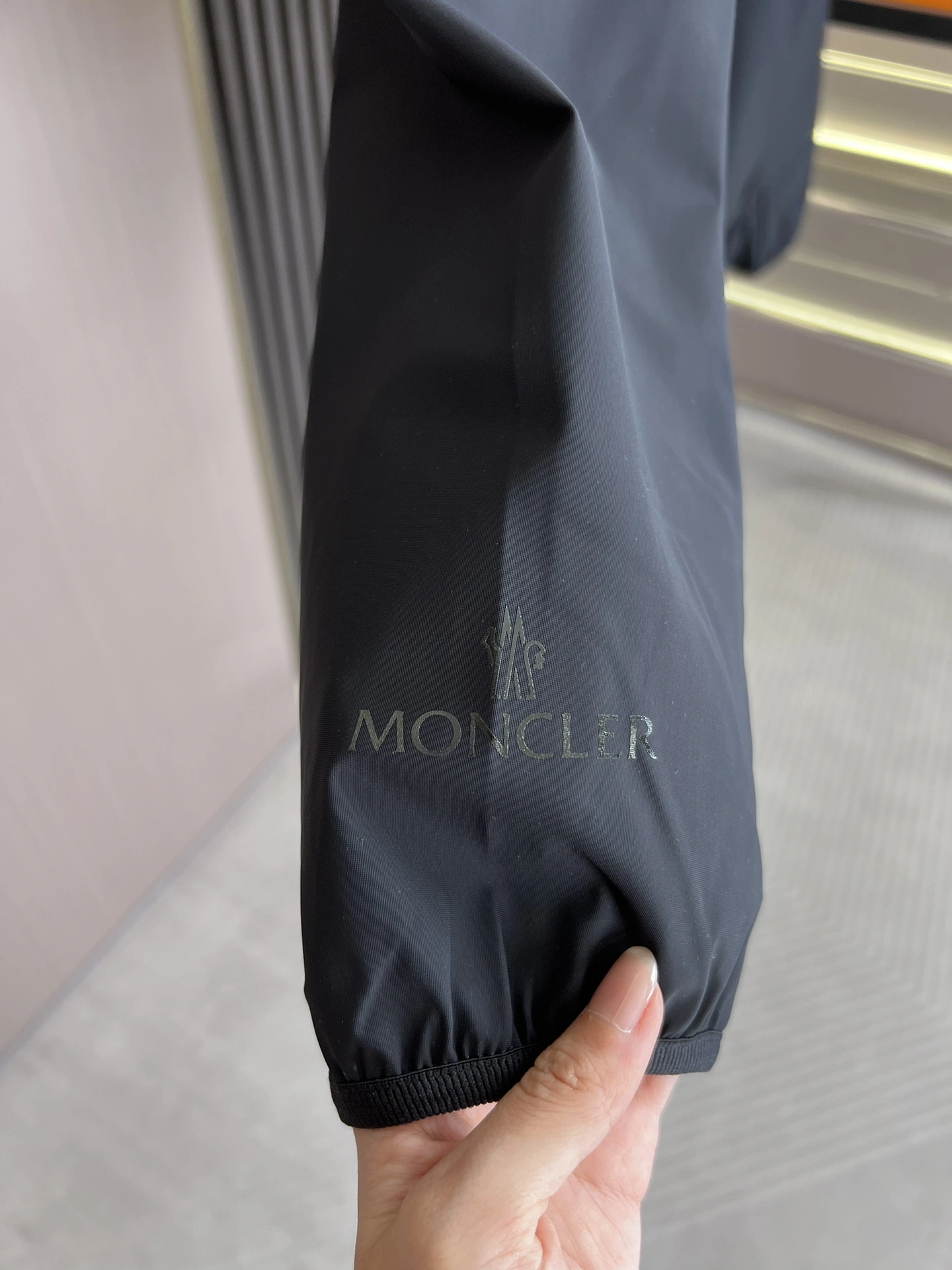 Premium Moncler Down Jackets 145466
