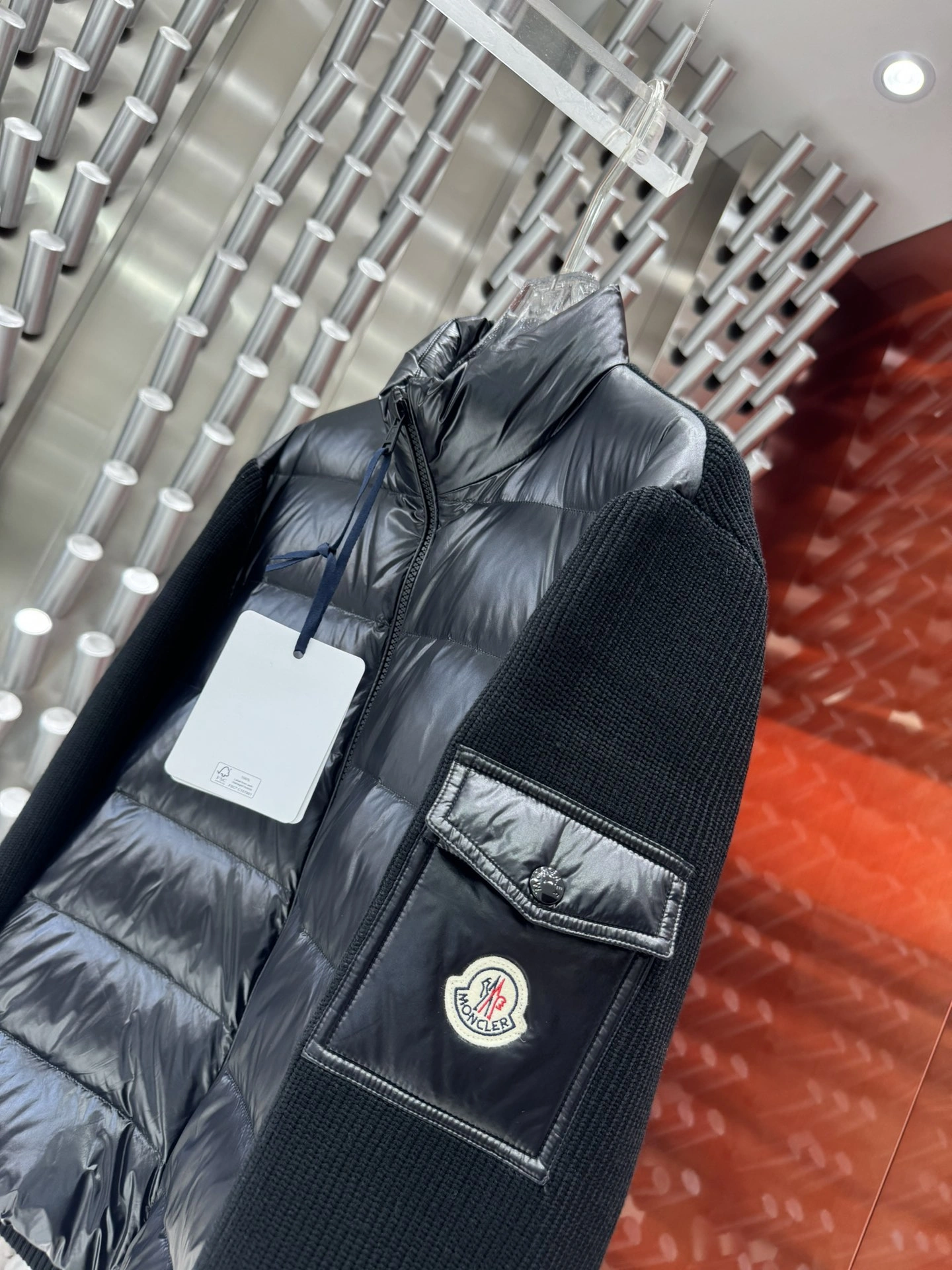 ModernLook Moncler Down Jackets 145449