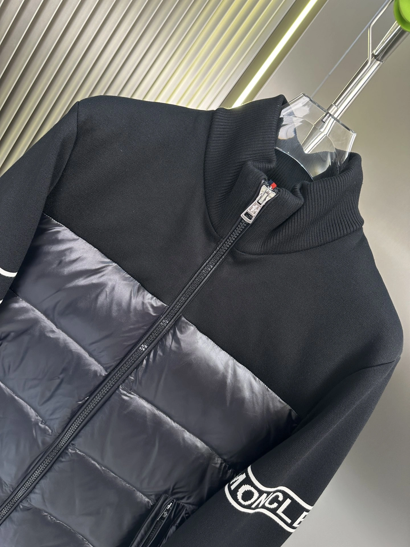 Comfortable Moncler Down Jackets 145455