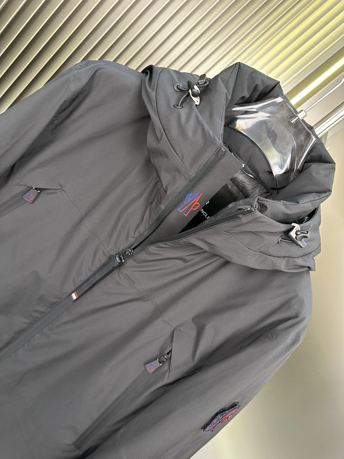 Moncler Down Jackets ZeroBulk 145447