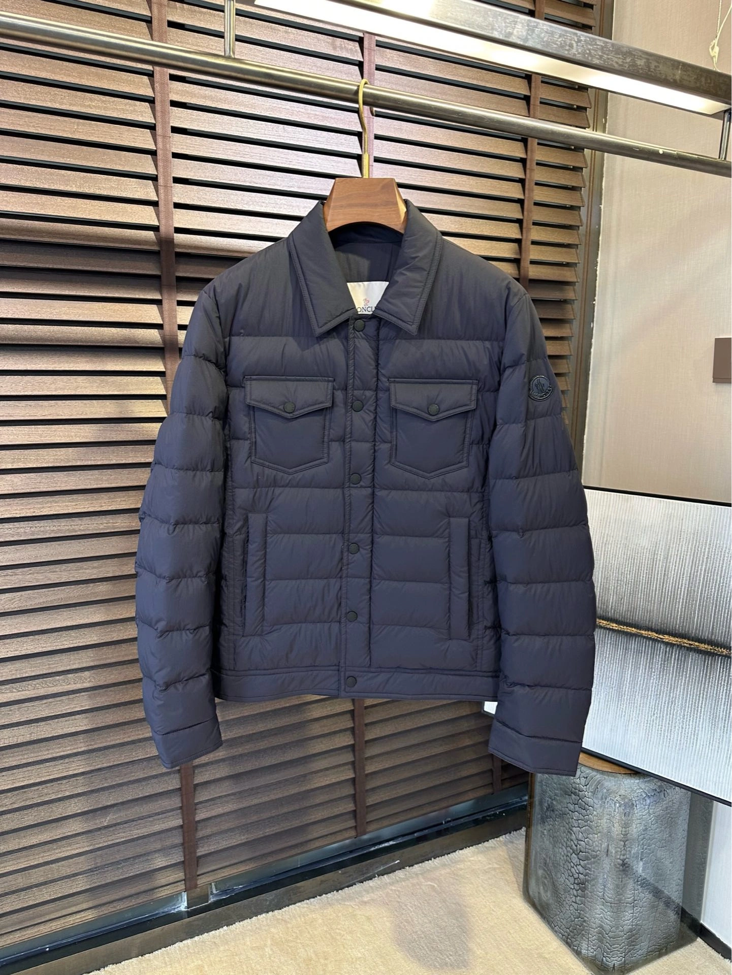 Moncler Down Jackets Supportive 145448