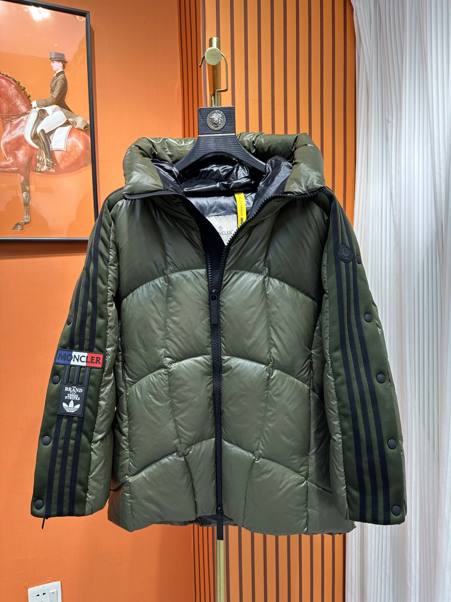 Moncler Down Jackets Durable 145442