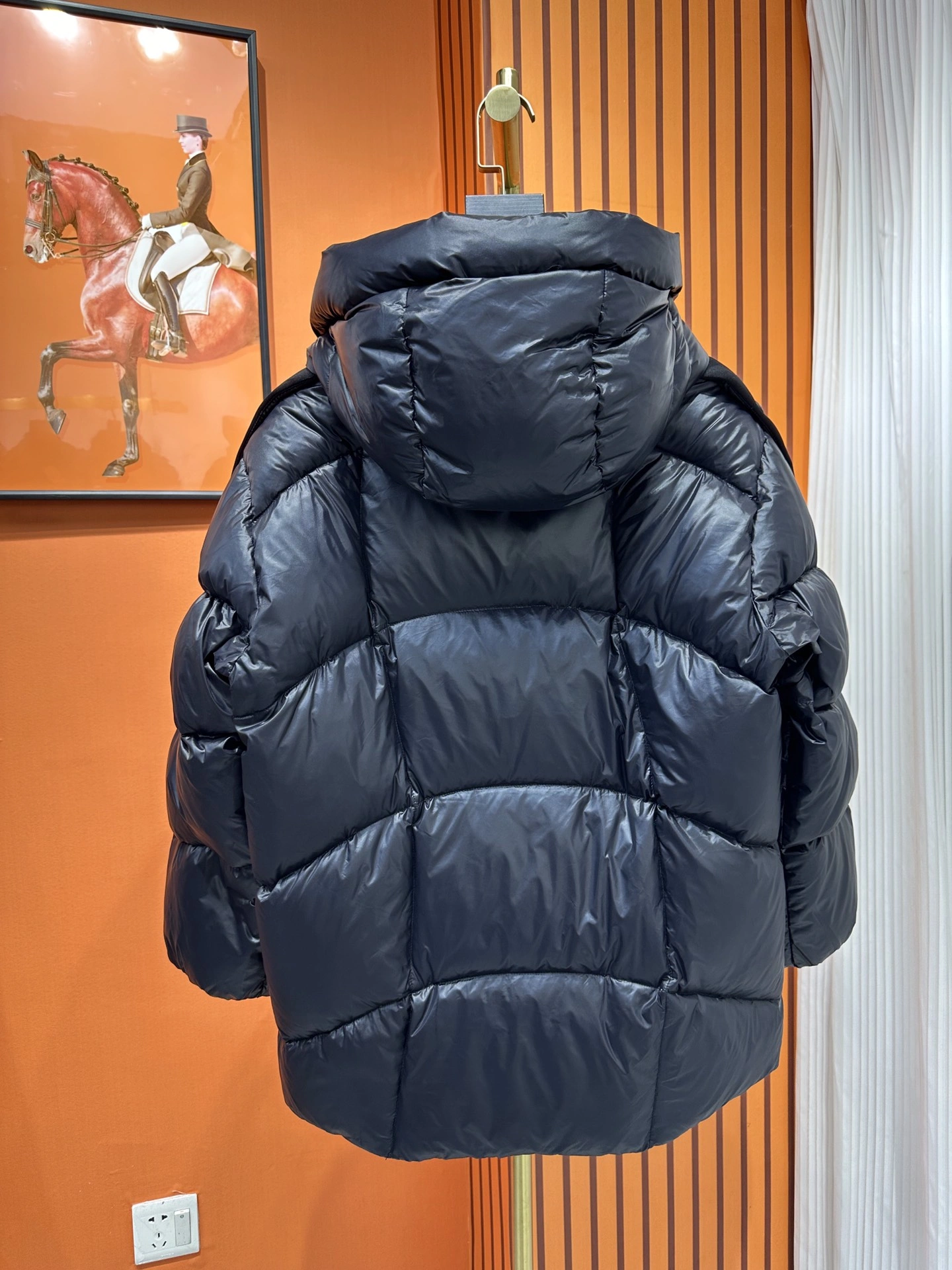Moncler Down Jackets OnTrend 145435