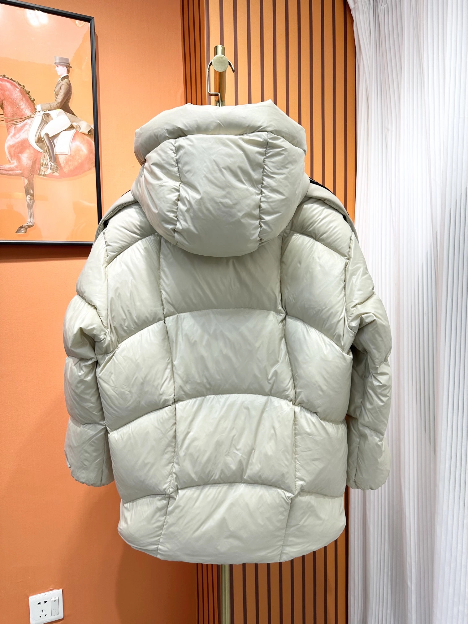 ComfortFit Moncler Down Jackets 145437