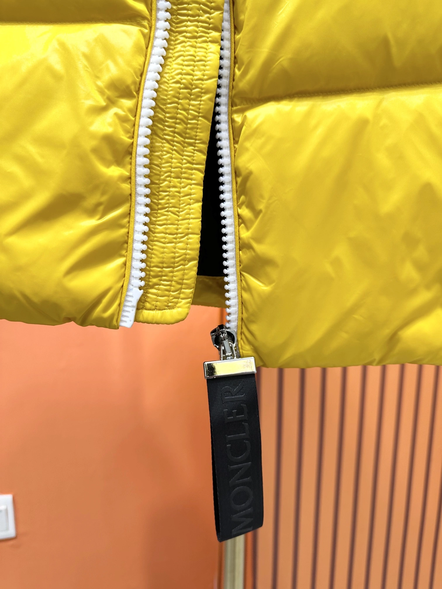 Moncler Down Jackets RelaxedFit 145445