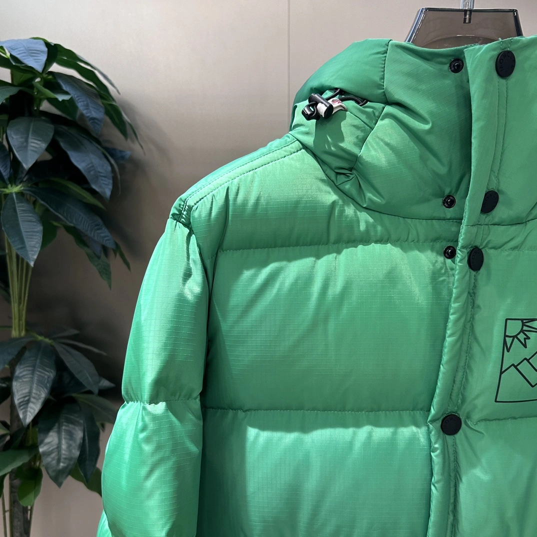 Moncler Down Jackets MultiPurpose 145438