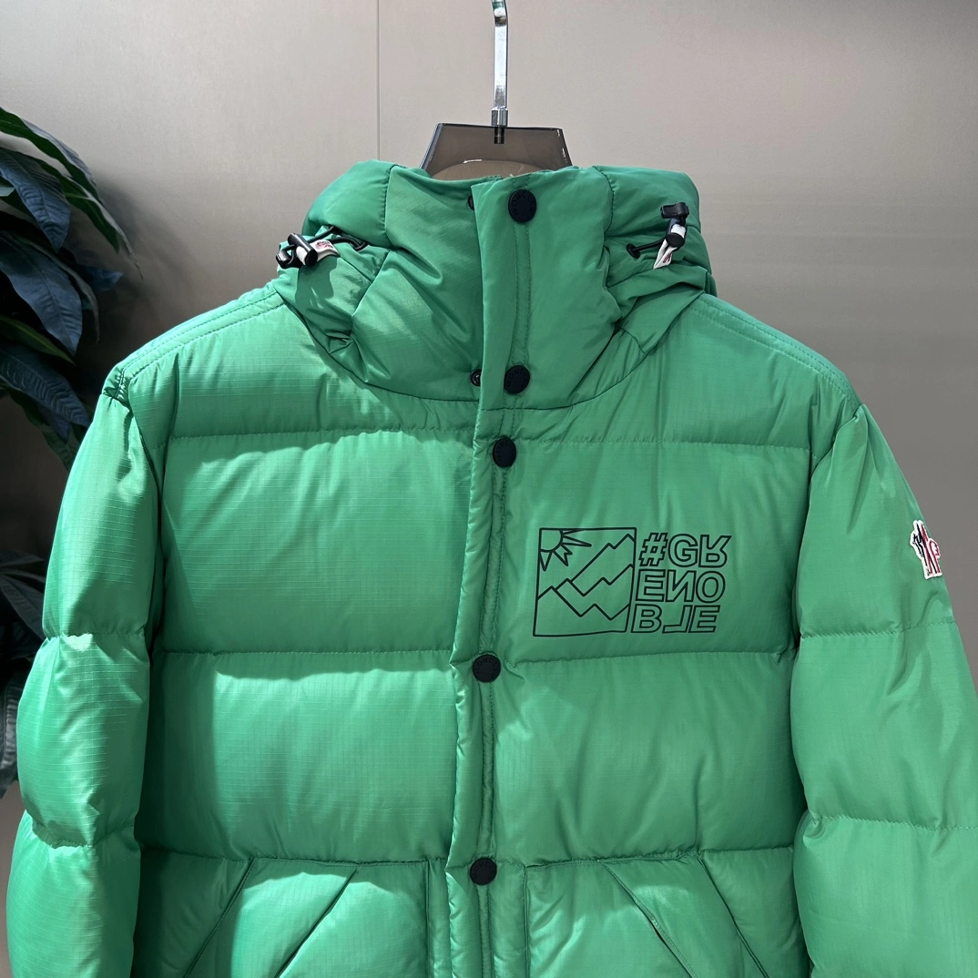 Moncler Down Jackets MultiPurpose 145438