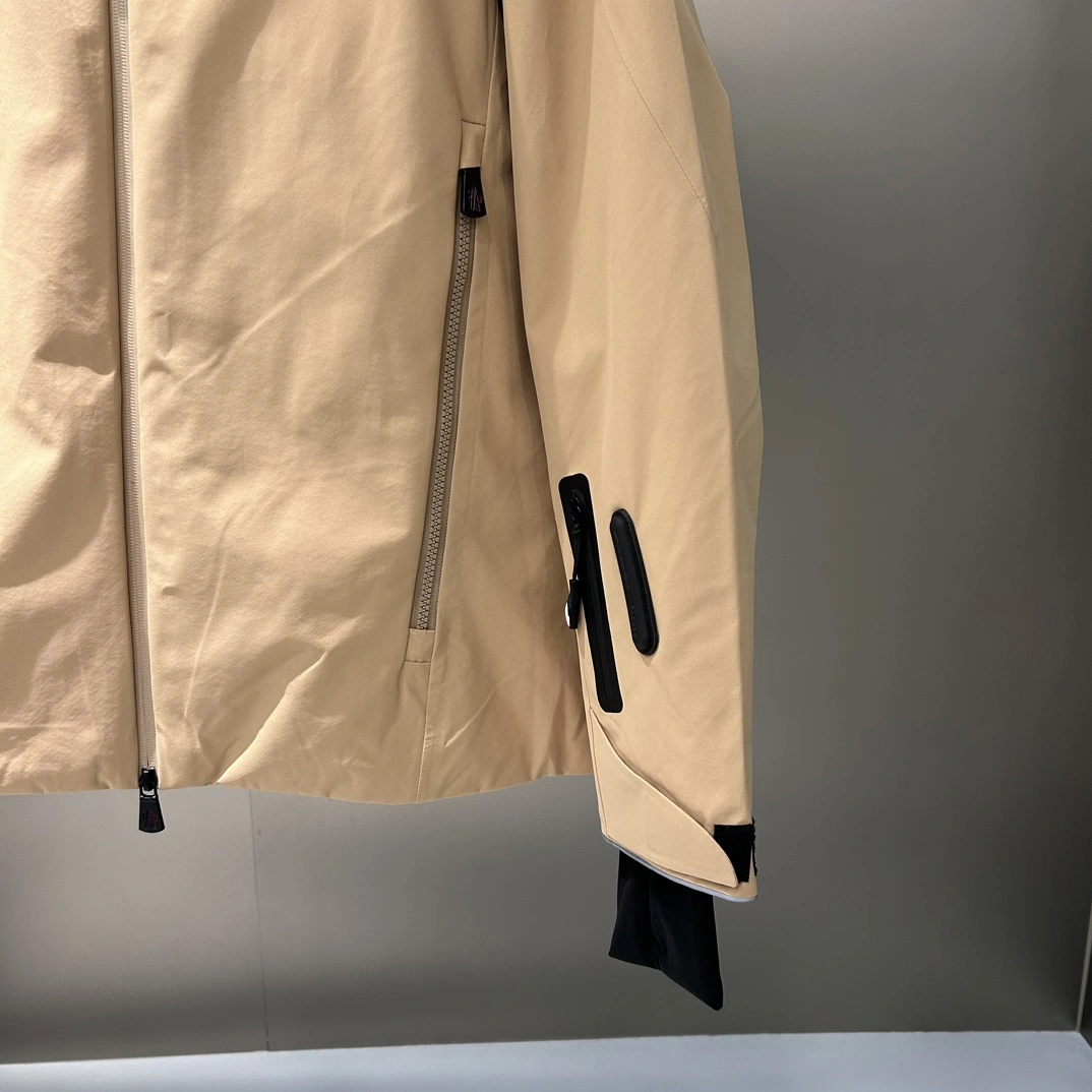 Moncler Down Jackets FastDry 145429