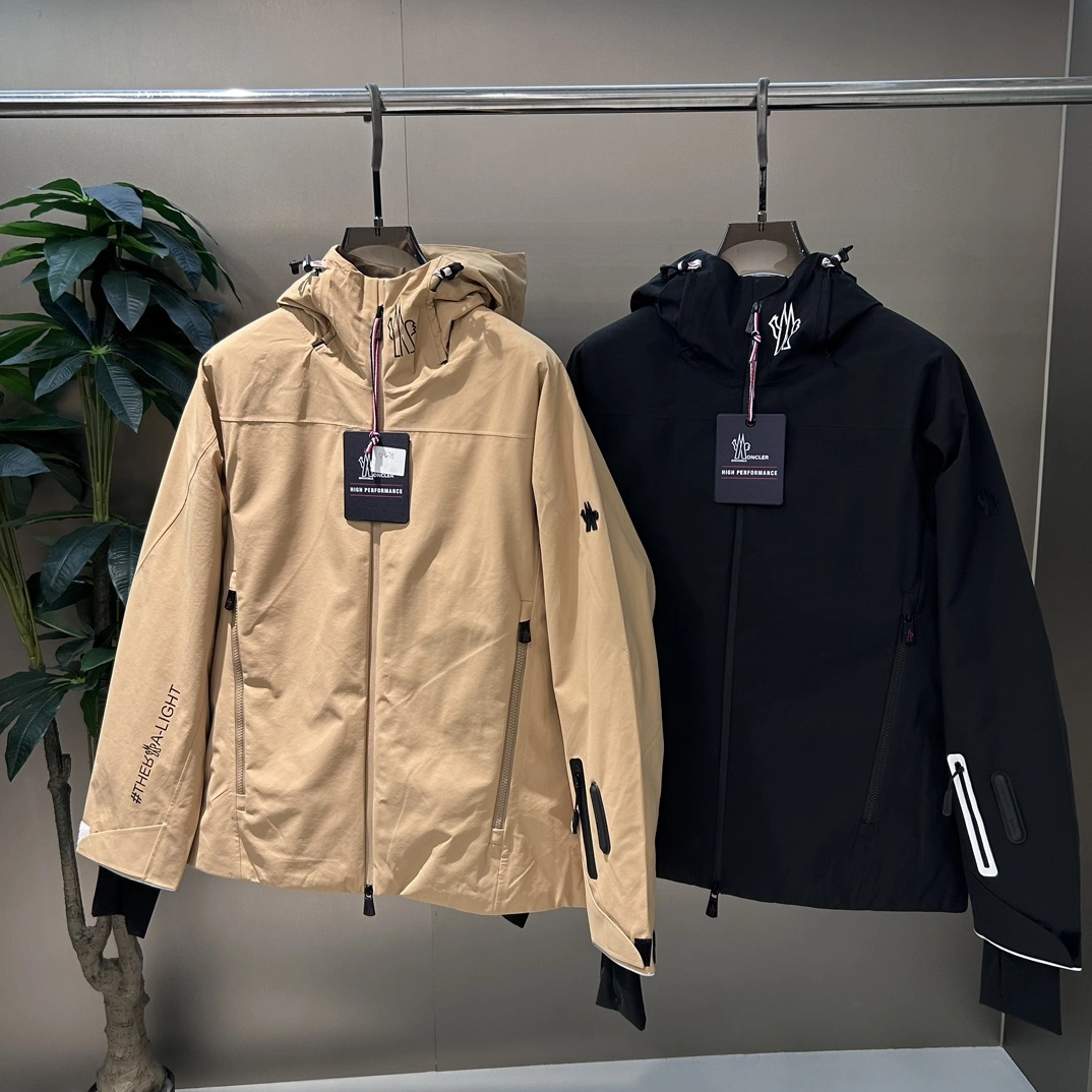 Moncler Down Jackets Packable 145428