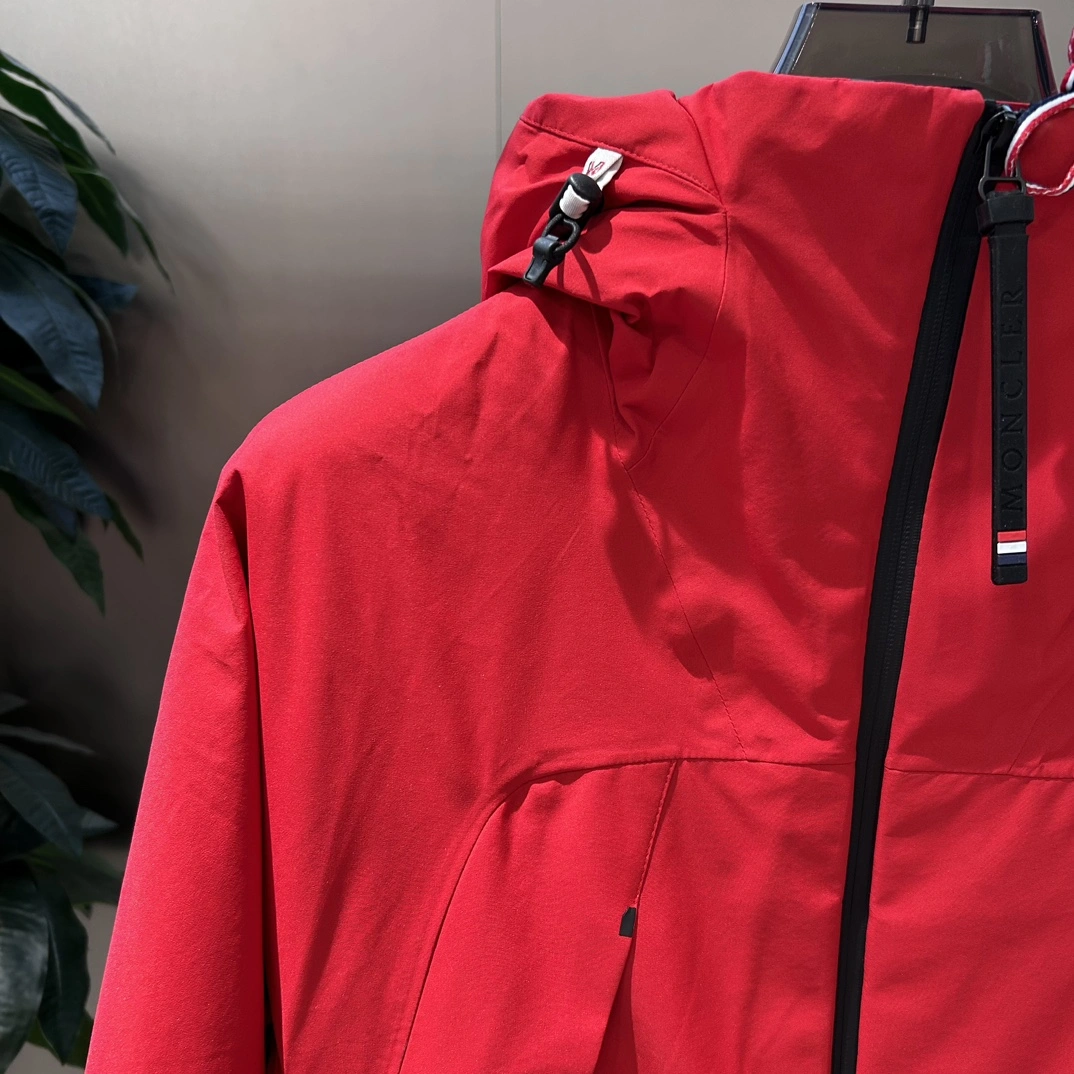 Moncler Down Jackets Youthful 145433