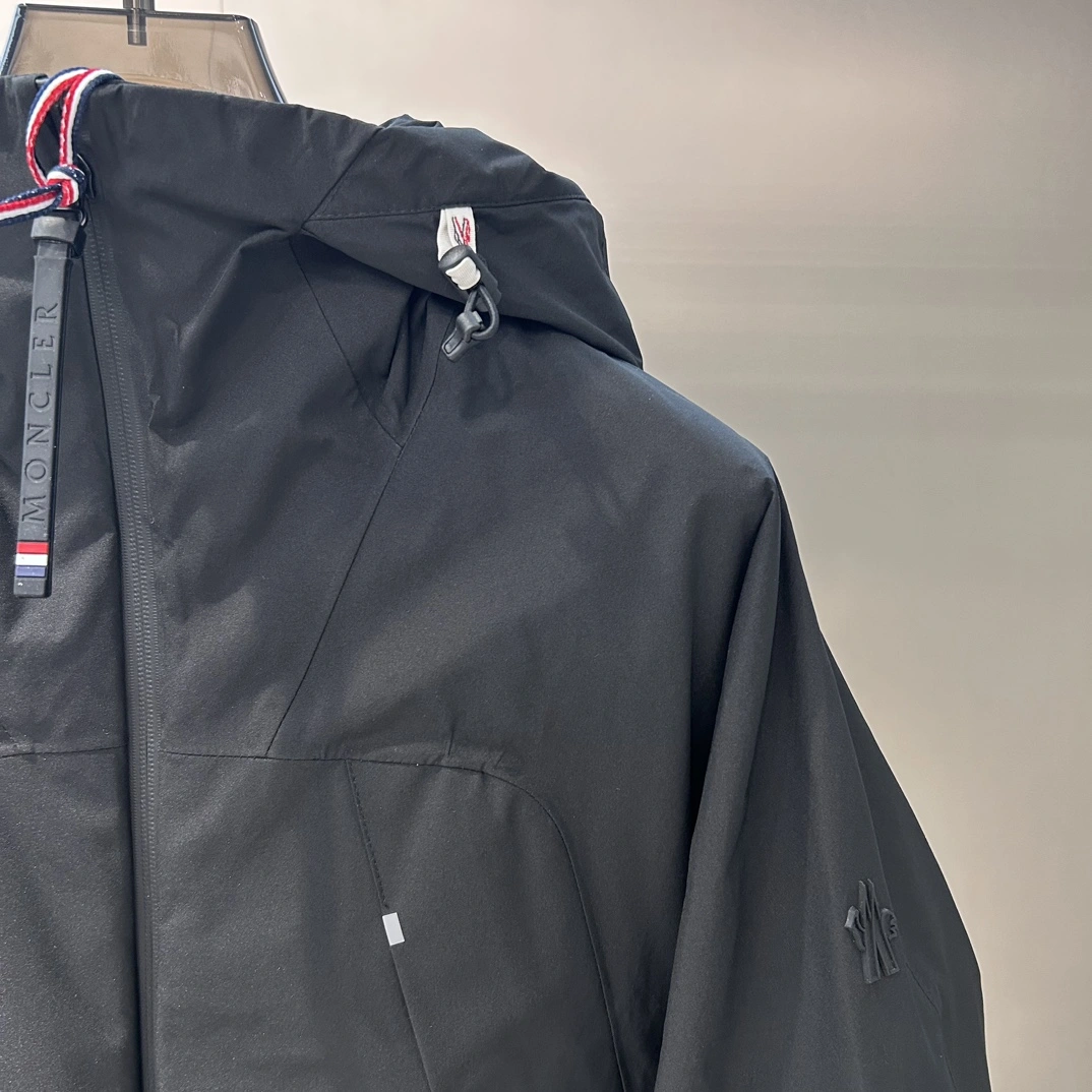 Popular Moncler Down Jackets 145430
