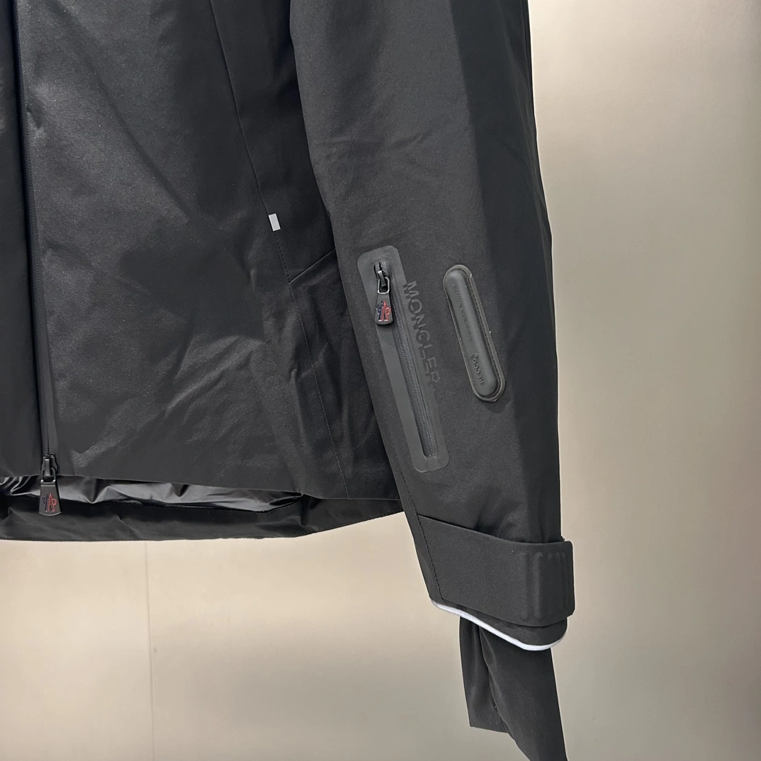 Popular Moncler Down Jackets 145430