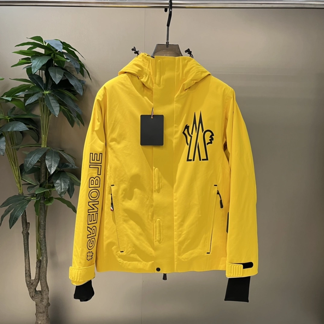 Moncler Down Jackets WeatherProof 145427