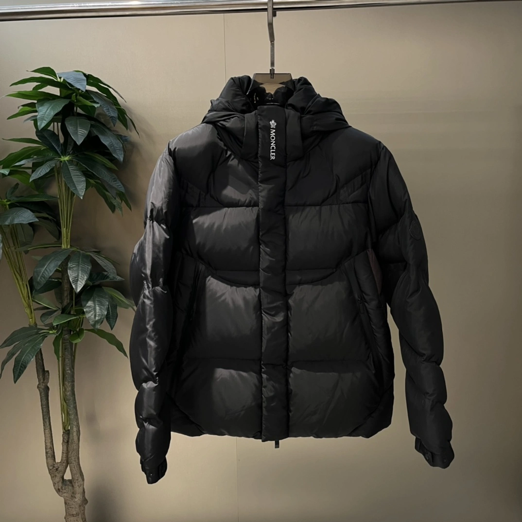 Trendy Moncler Down Jackets 145423