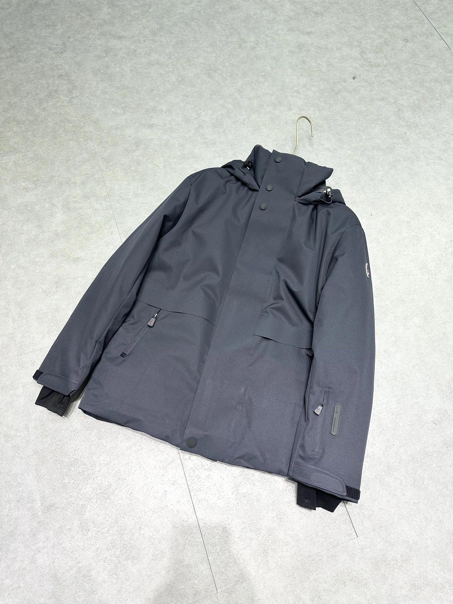 Moncler Down Jackets Tailored 145422