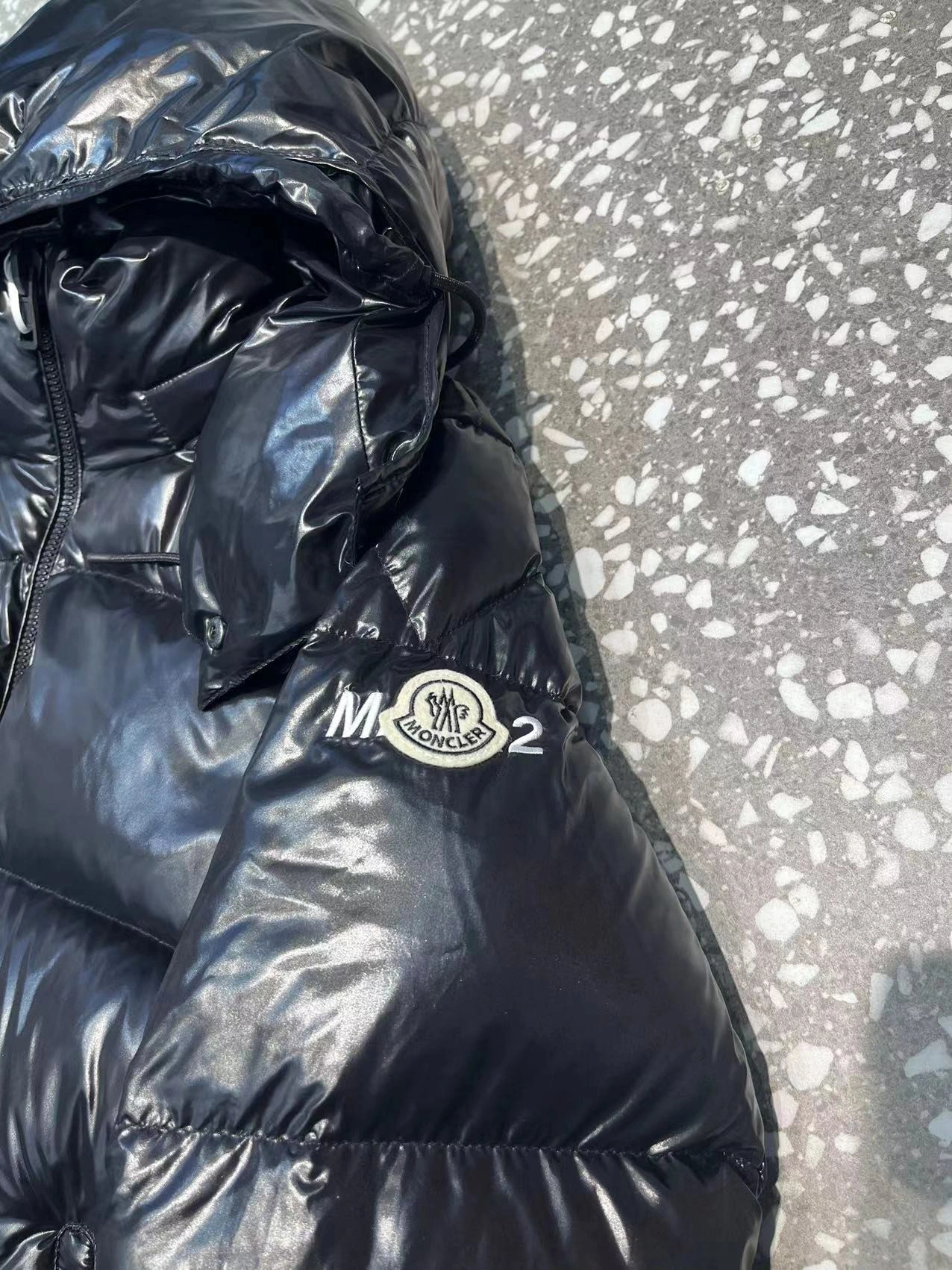 Moncler Down Jackets Vibrant 145415