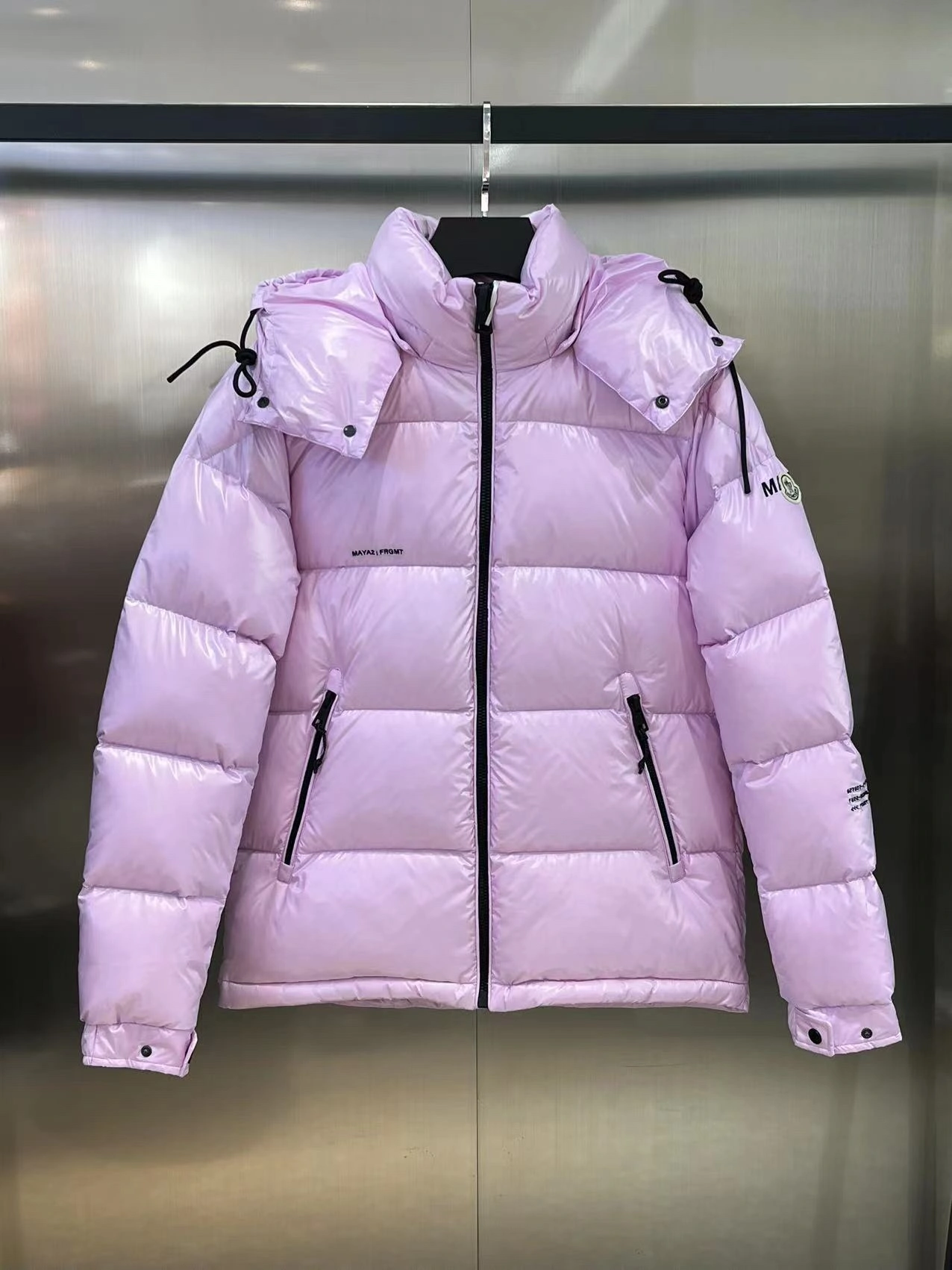 Moncler Down Jackets FreshLook 145421
